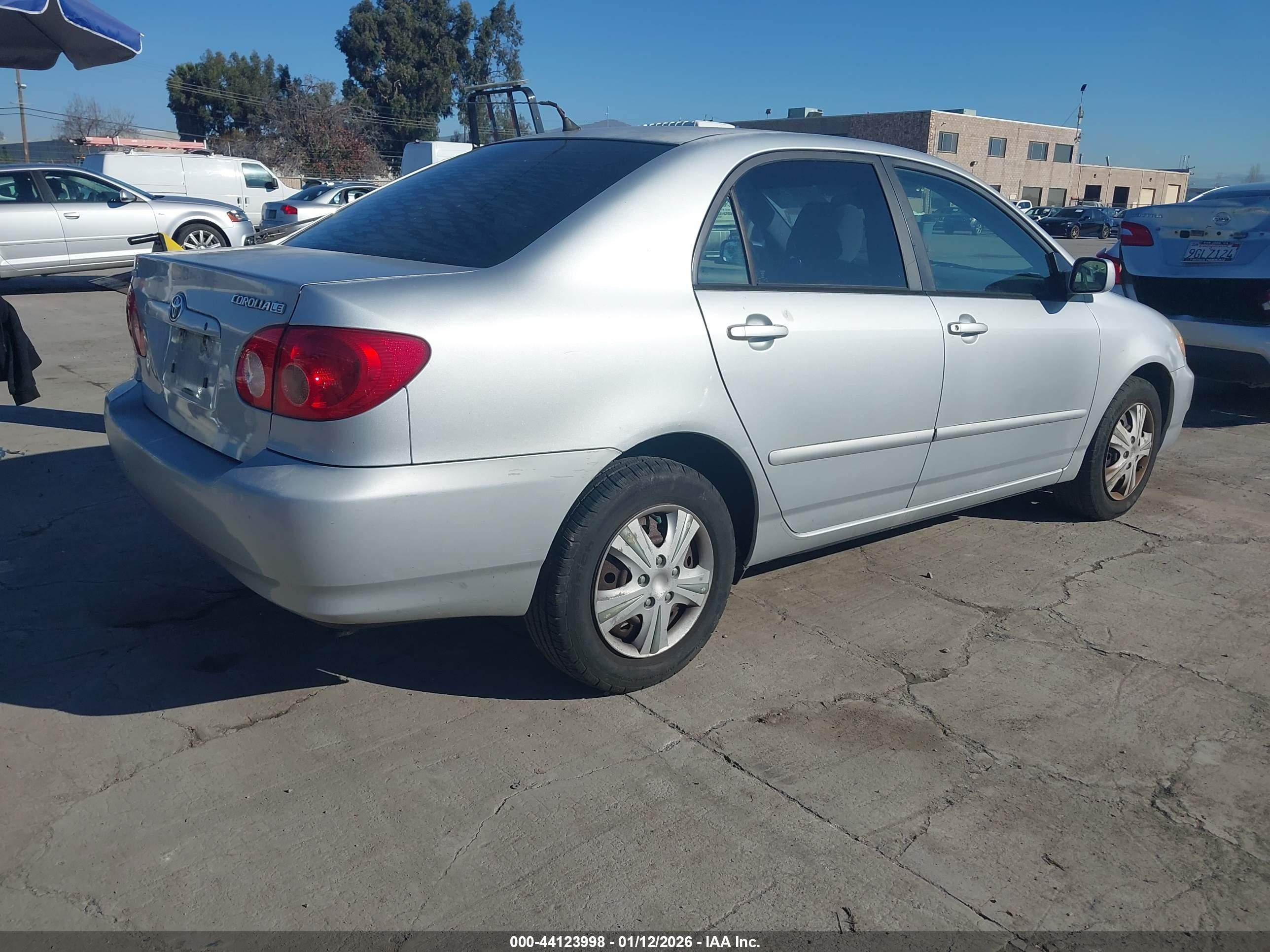 TOYOTA COROLLA image 4