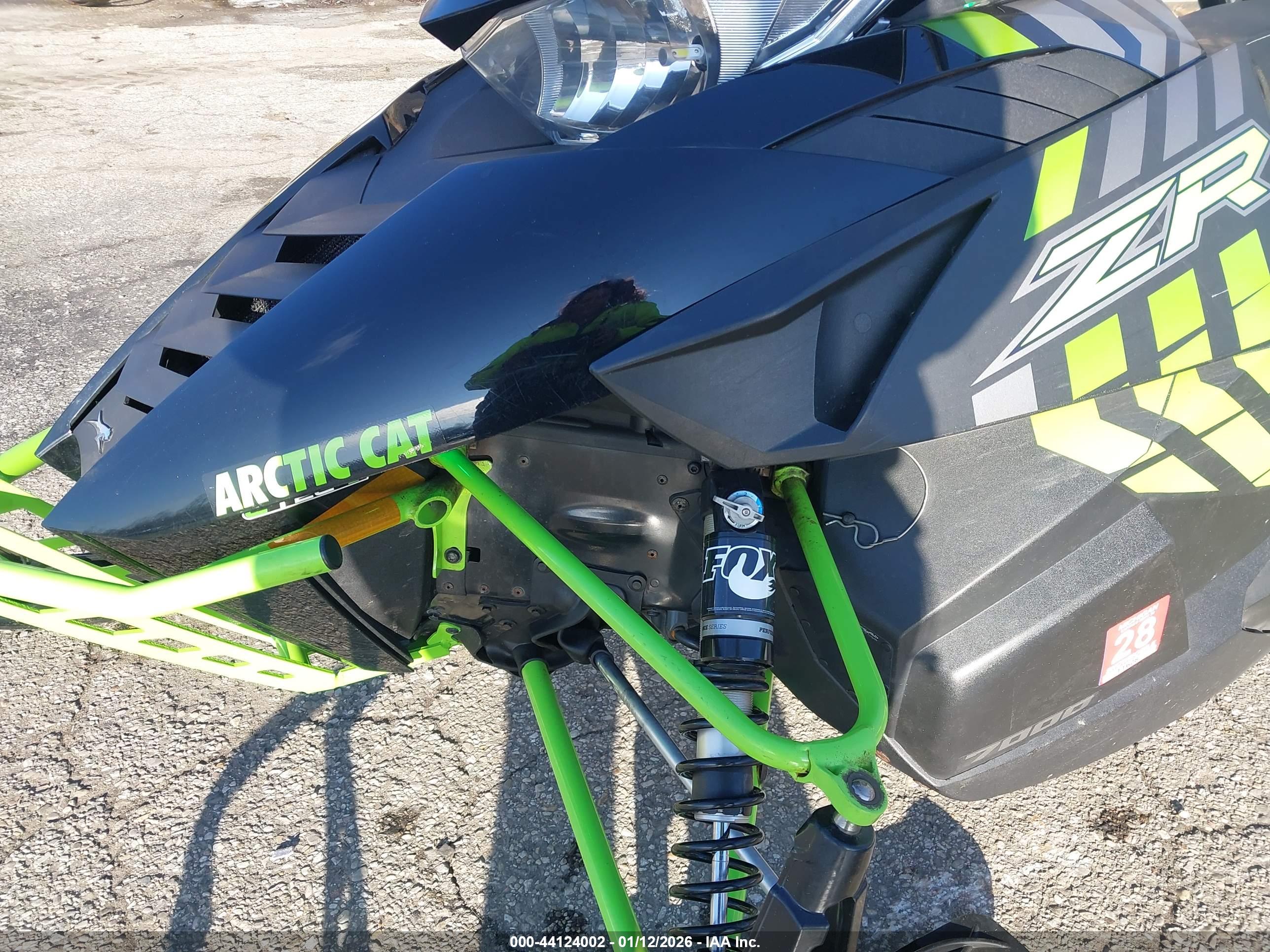 ARCTIC CAT image 10