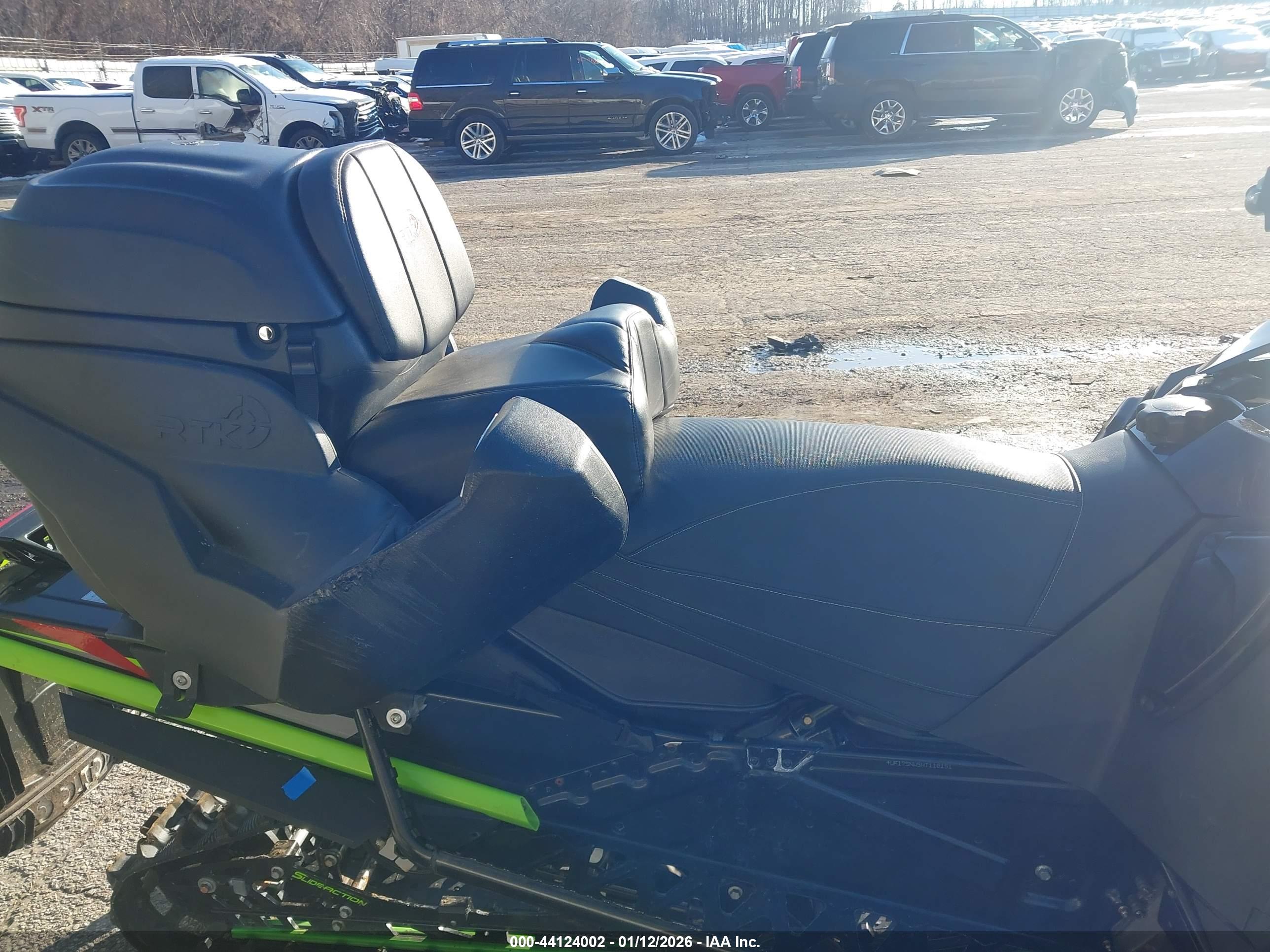 ARCTIC CAT image 8