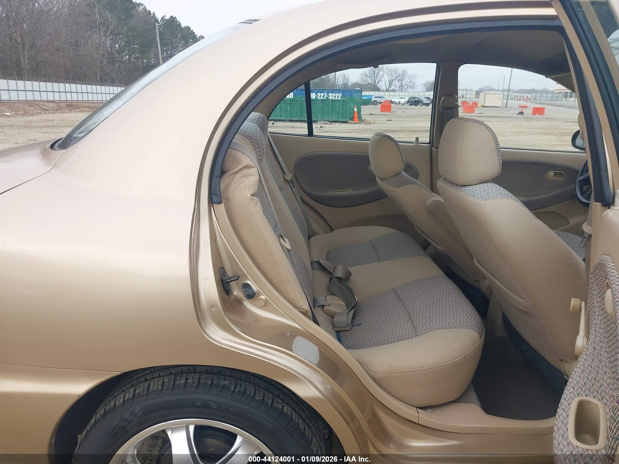 KIA RIO image 8