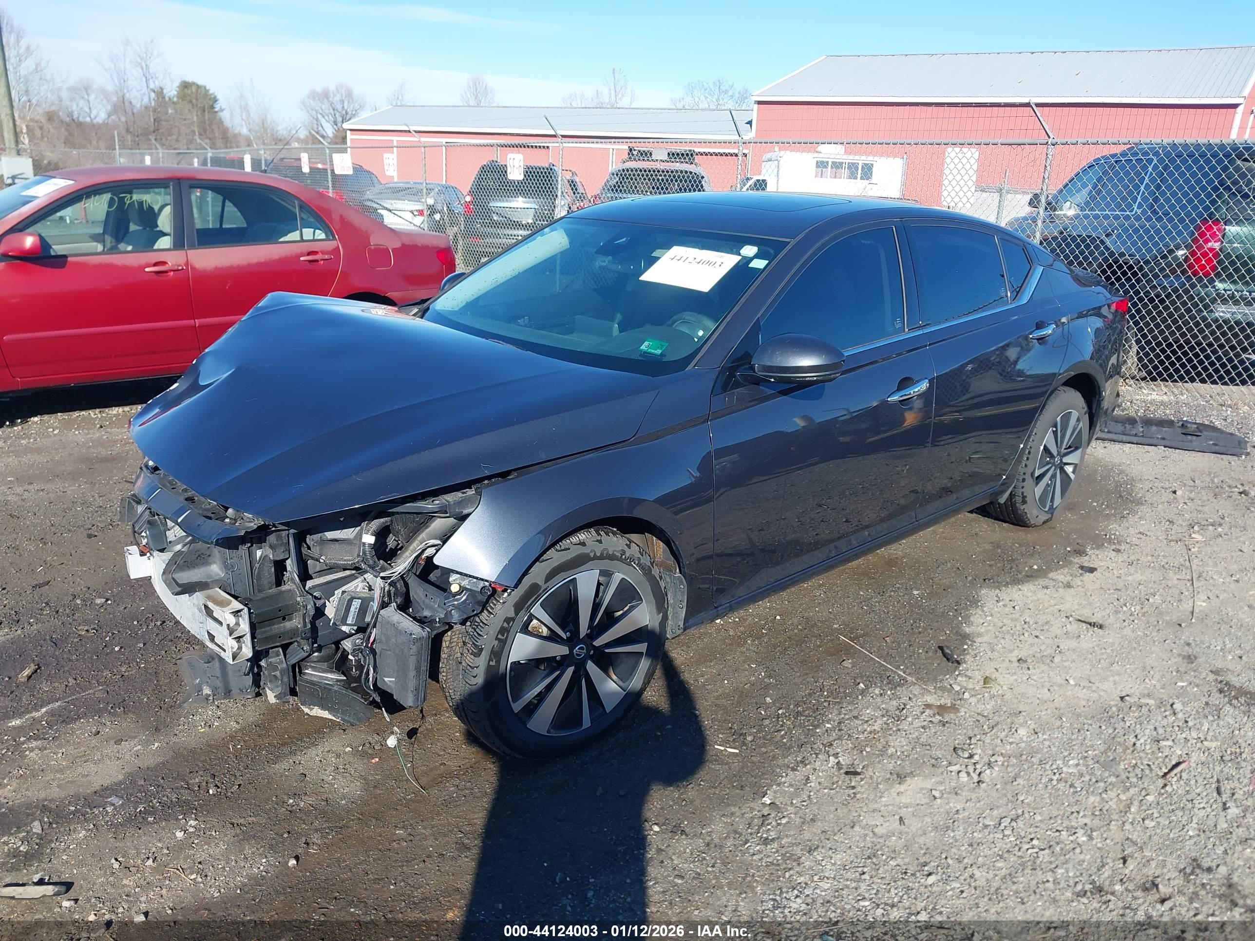 NISSAN ALTIMA image 2