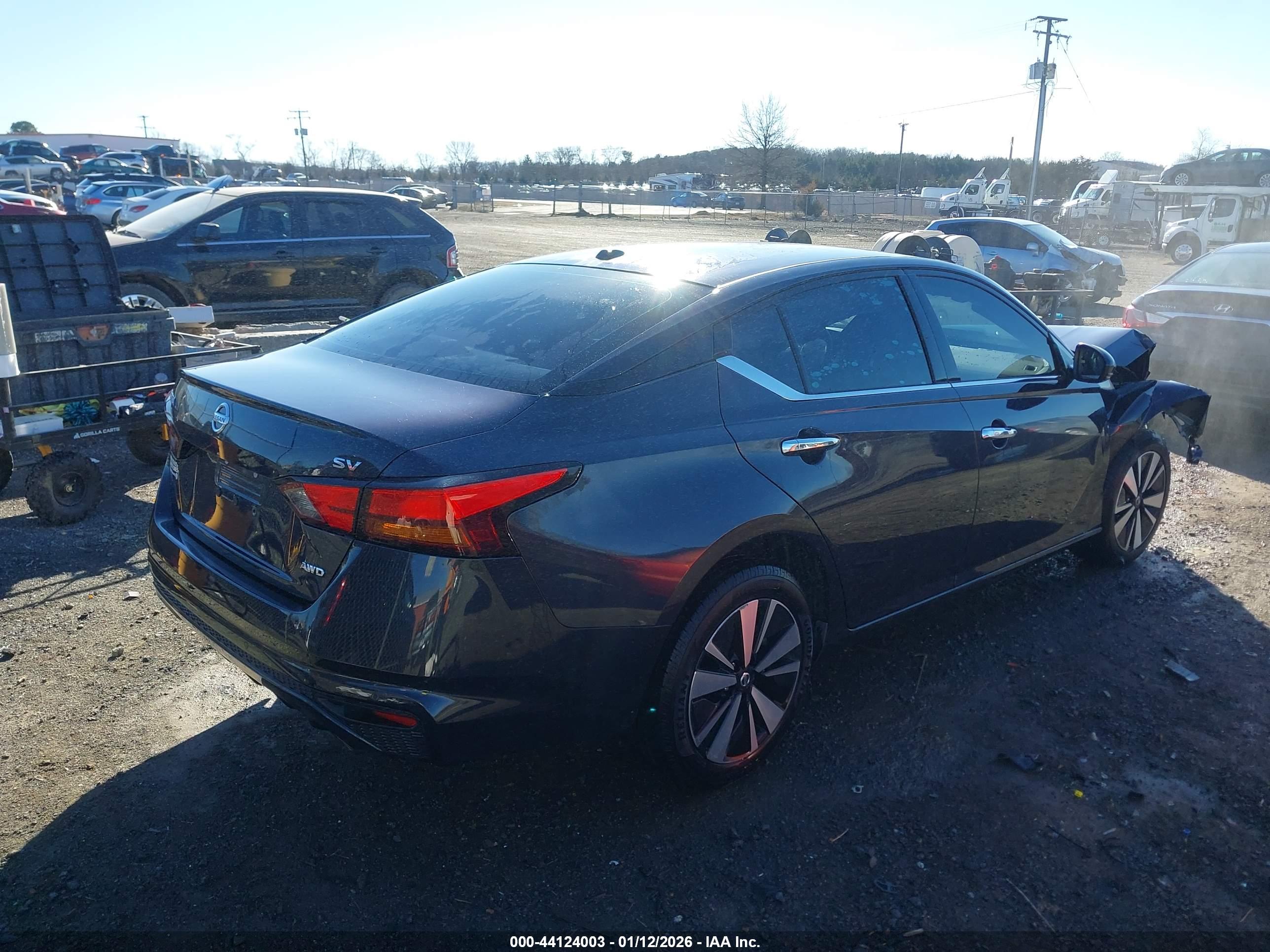NISSAN ALTIMA image 4