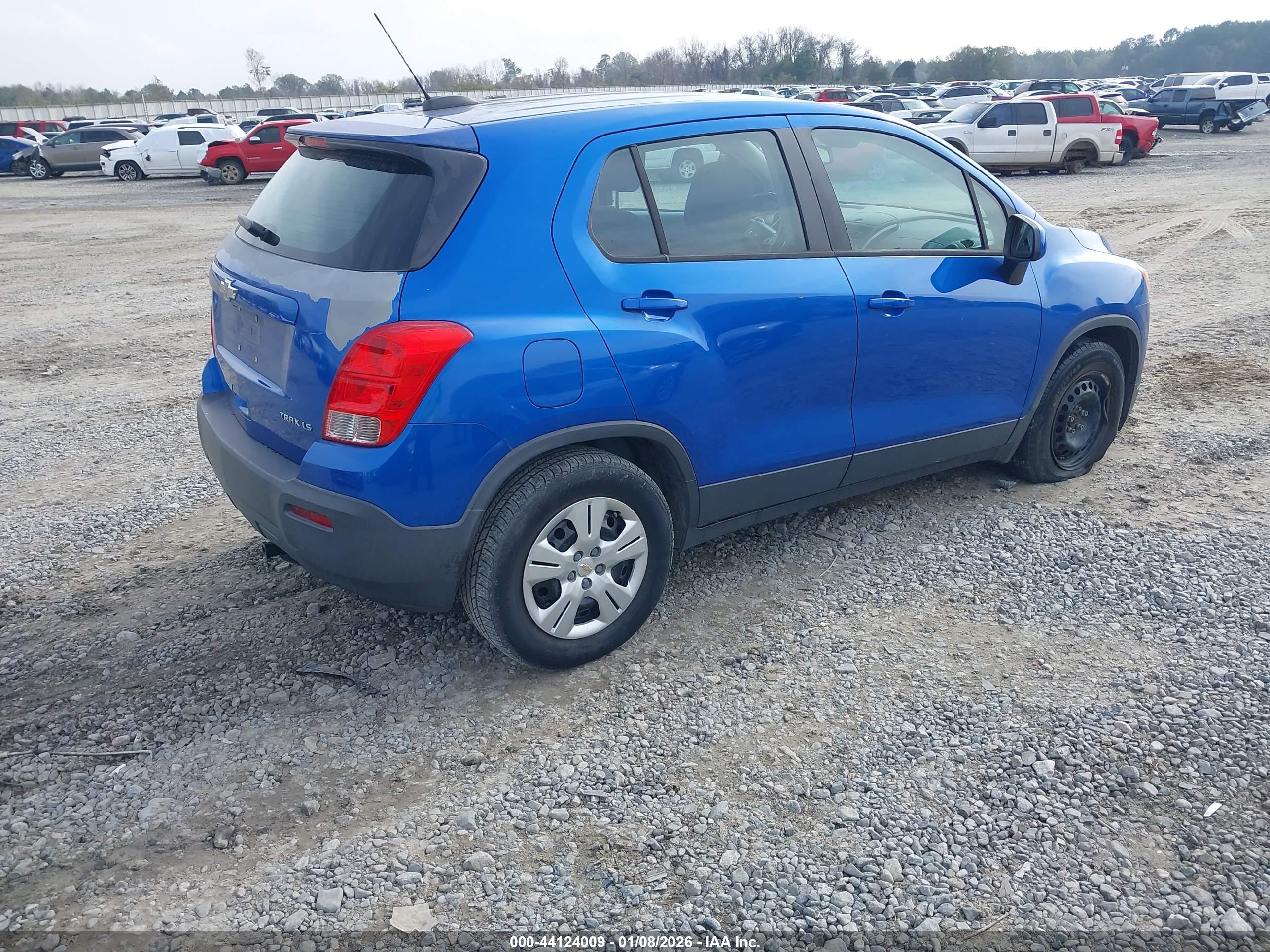 CHEVROLET TRAX image 4
