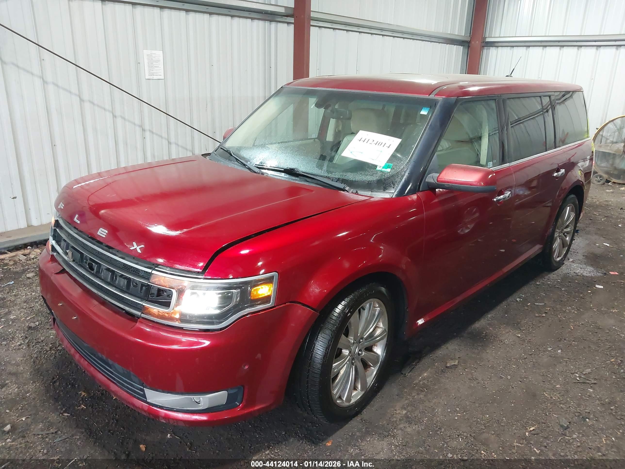 FORD FLEX image 2