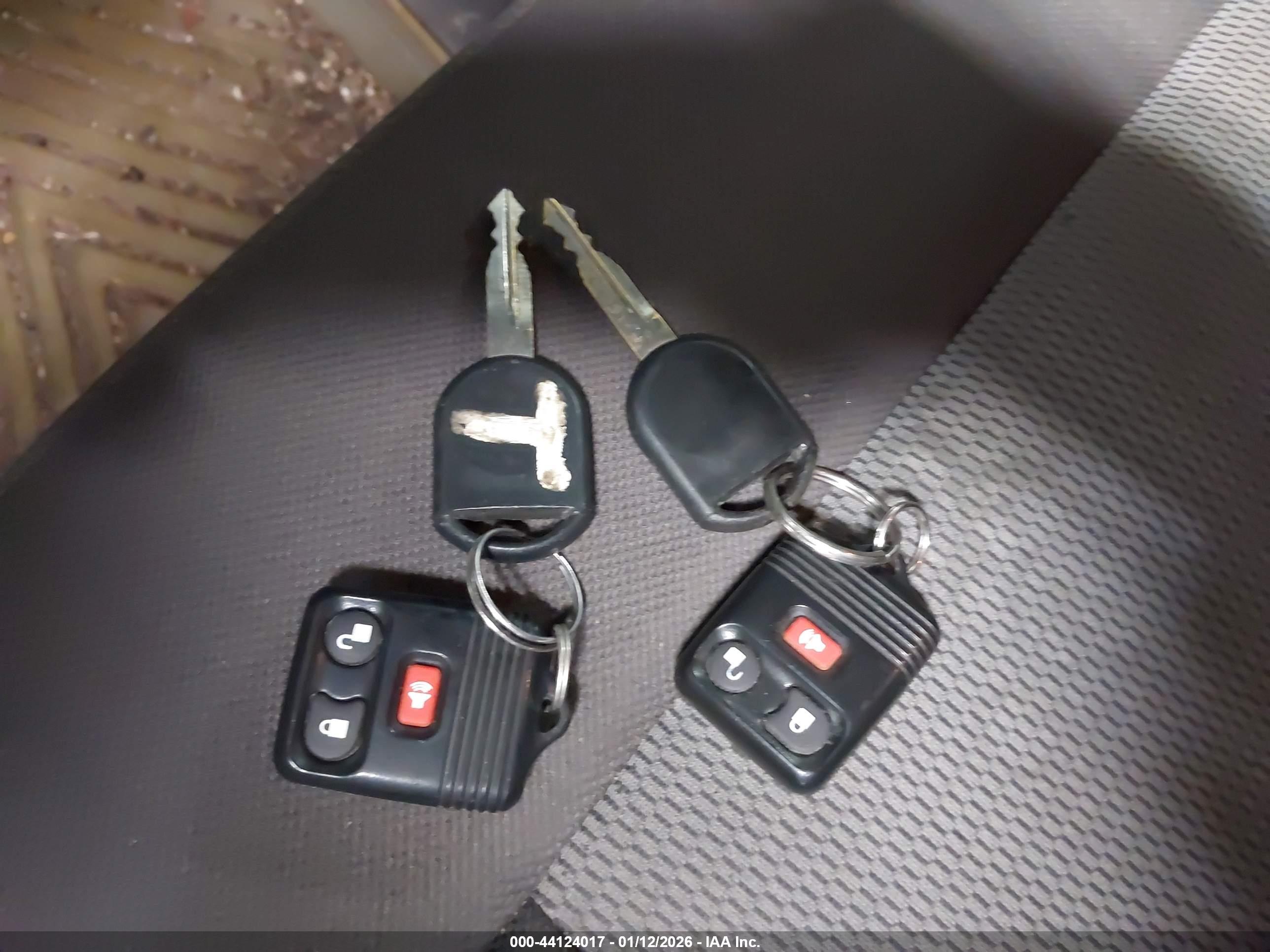 FORD F-150 image 11