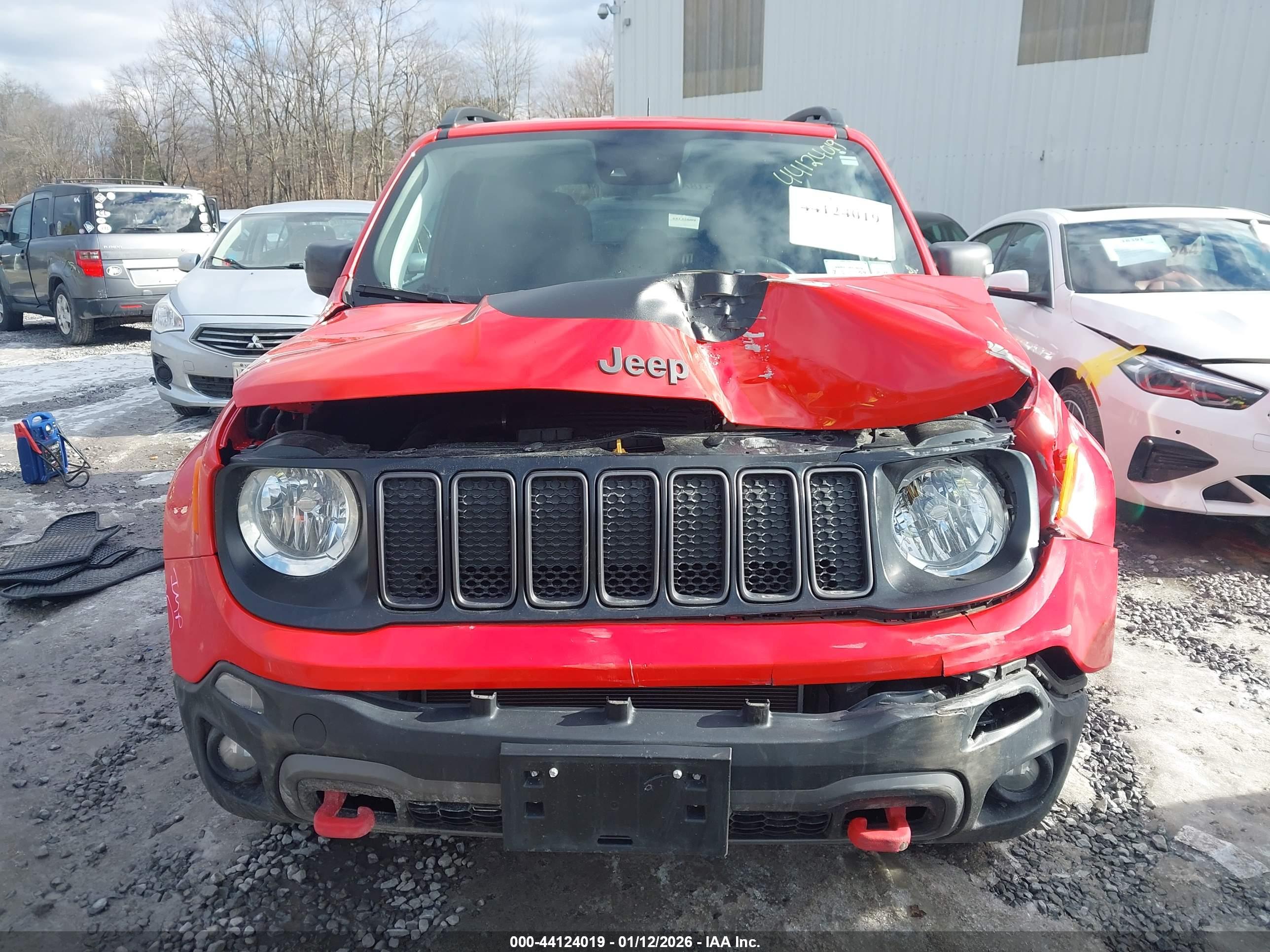 JEEP RENEGADE image 6
