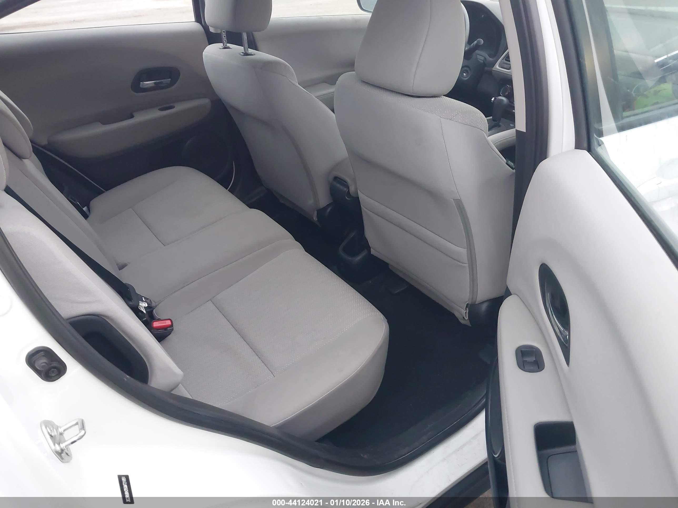 HONDA HR-V image 8