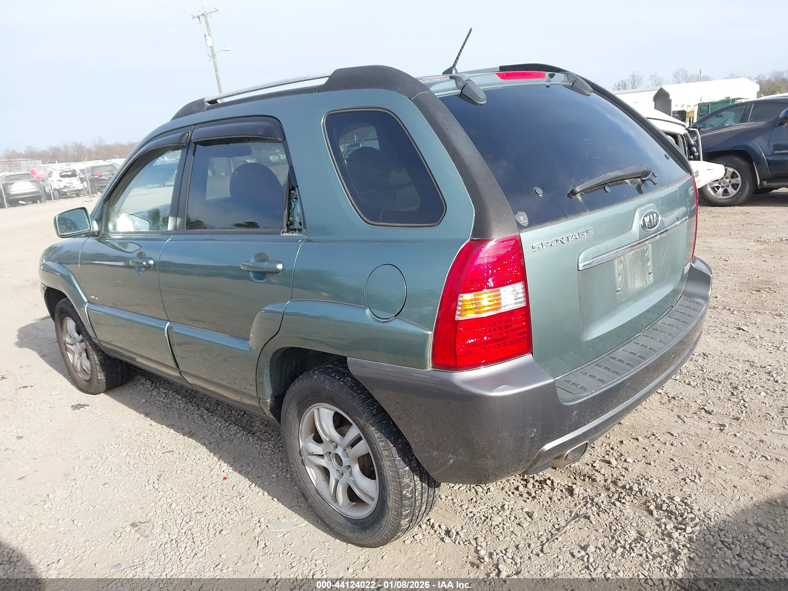 KIA SPORTAGE image 3