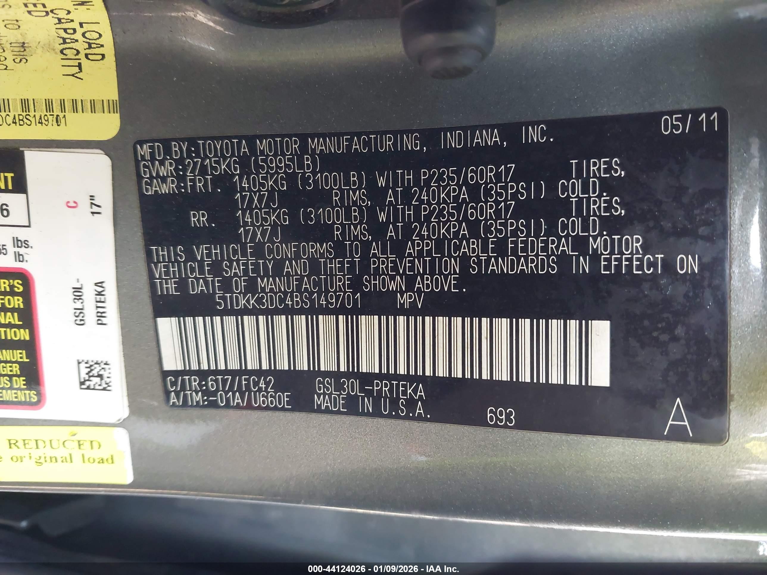 TOYOTA SIENNA image 9