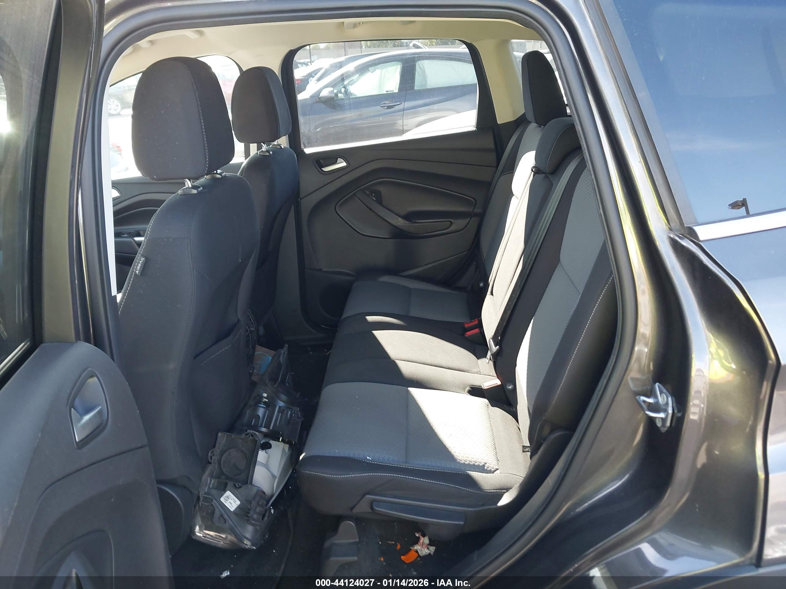 FORD ESCAPE image 8