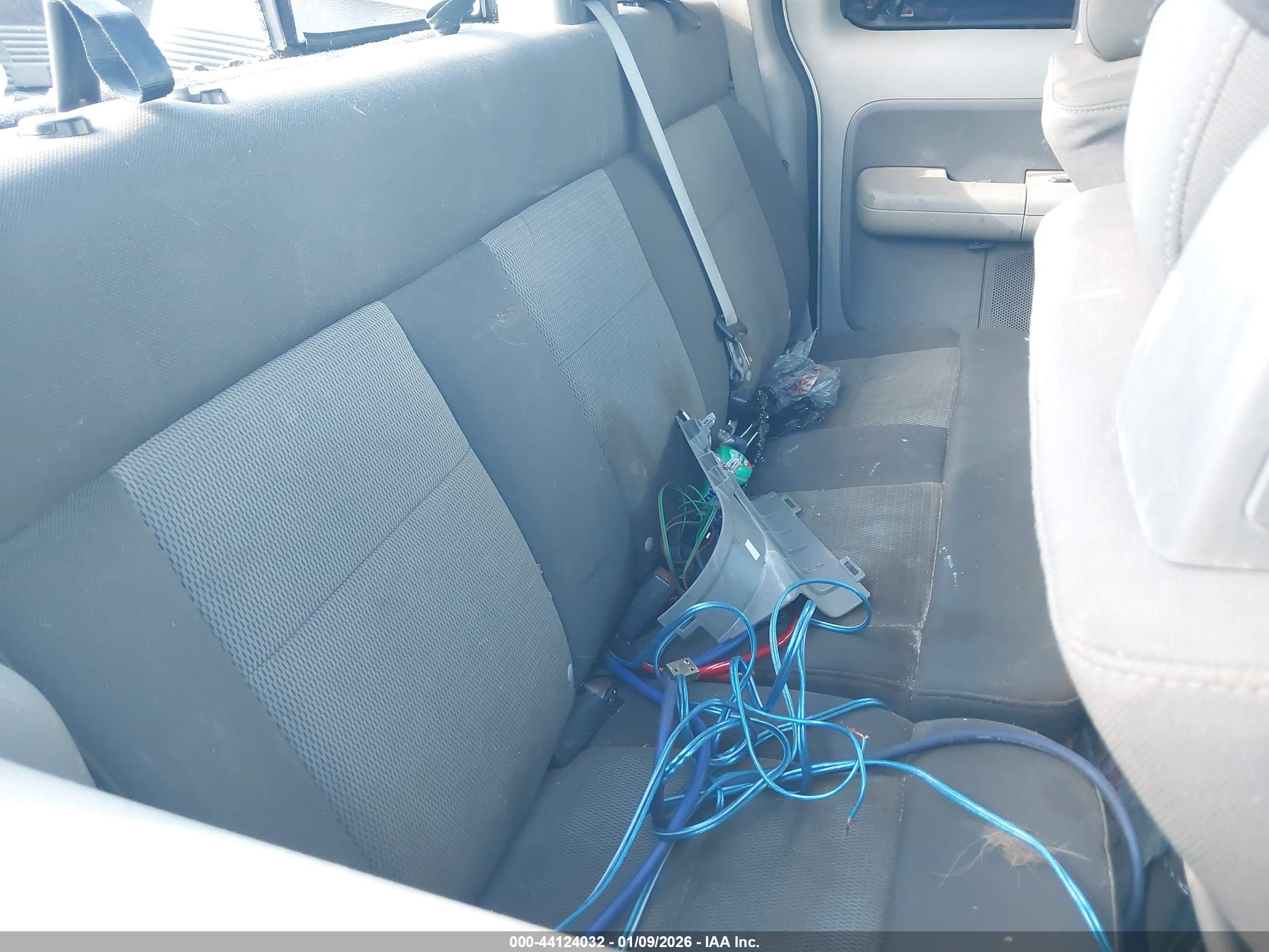 FORD F-150 image 8