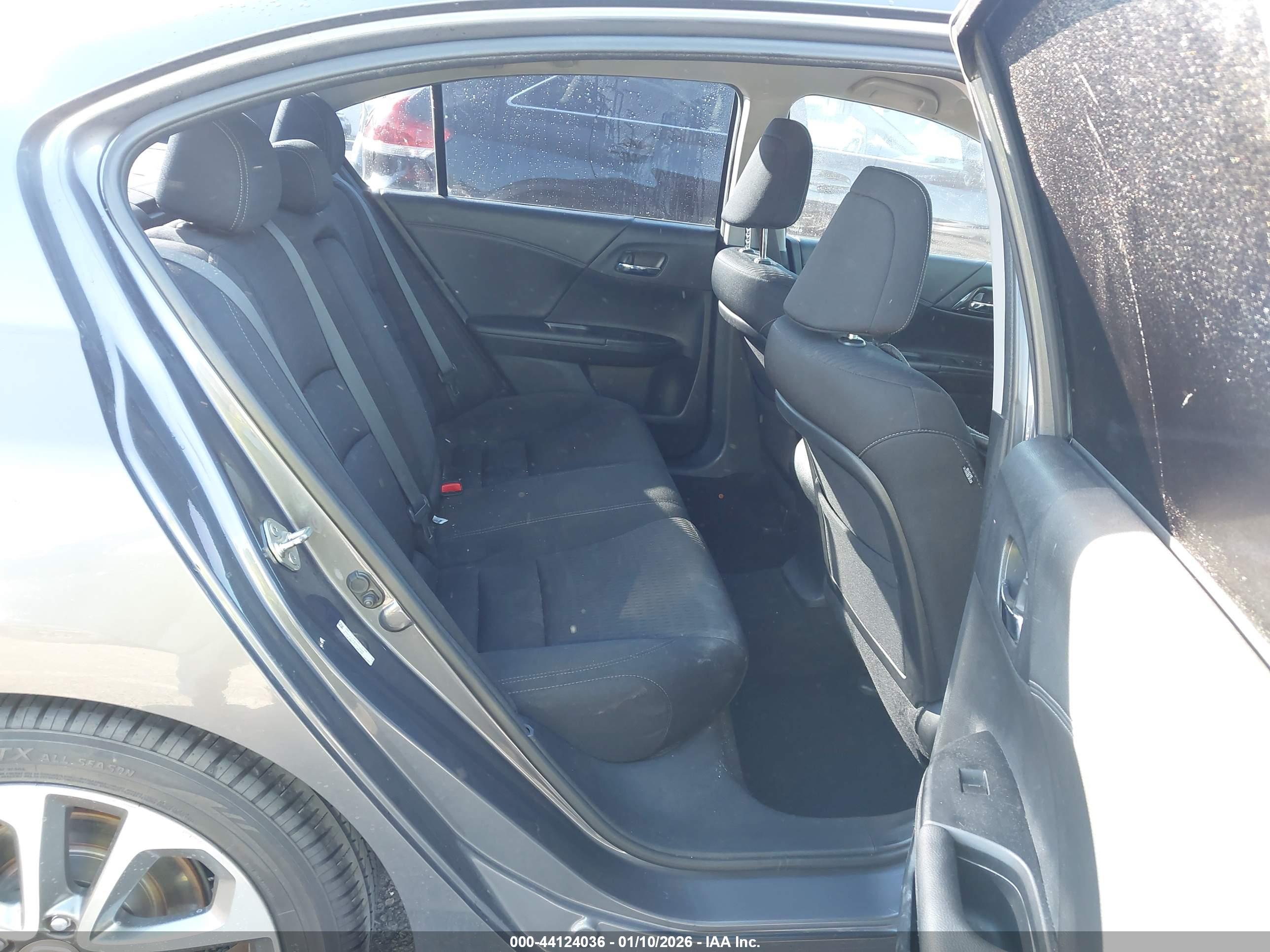 HONDA ACCORD image 8