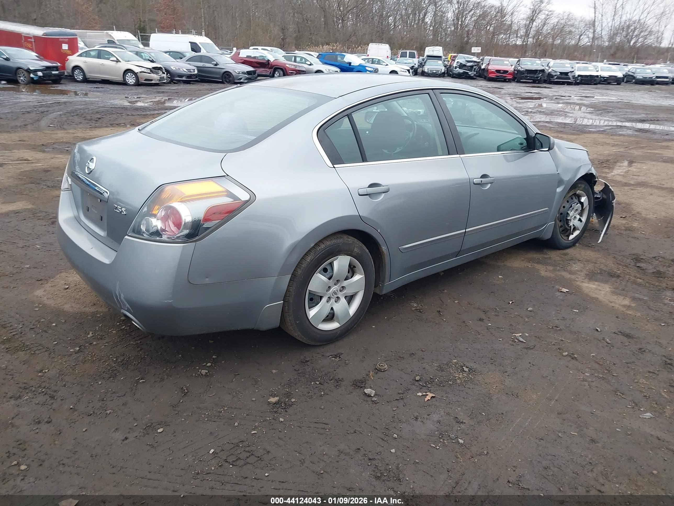 NISSAN ALTIMA image 4