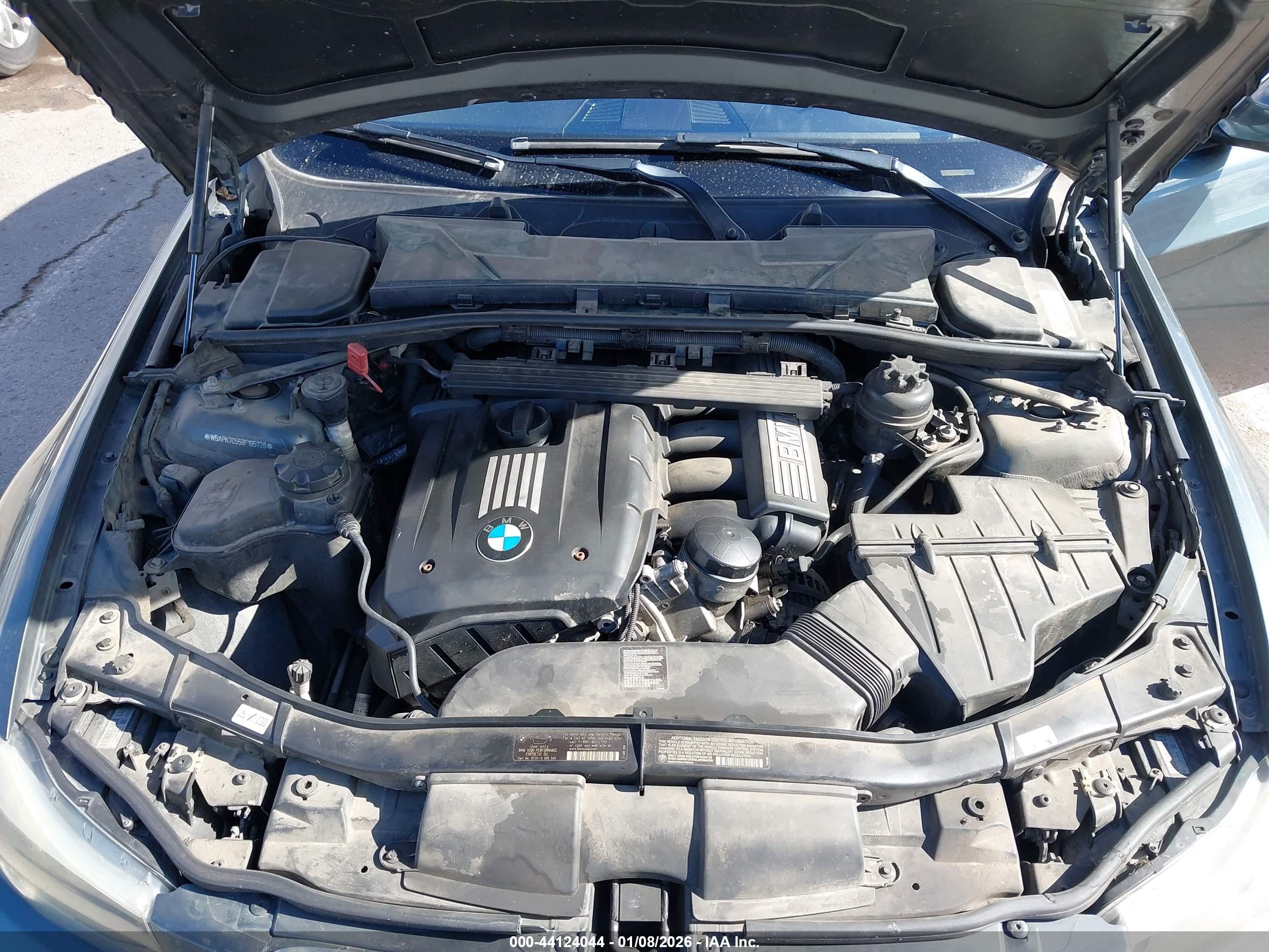 BMW 328I image 10