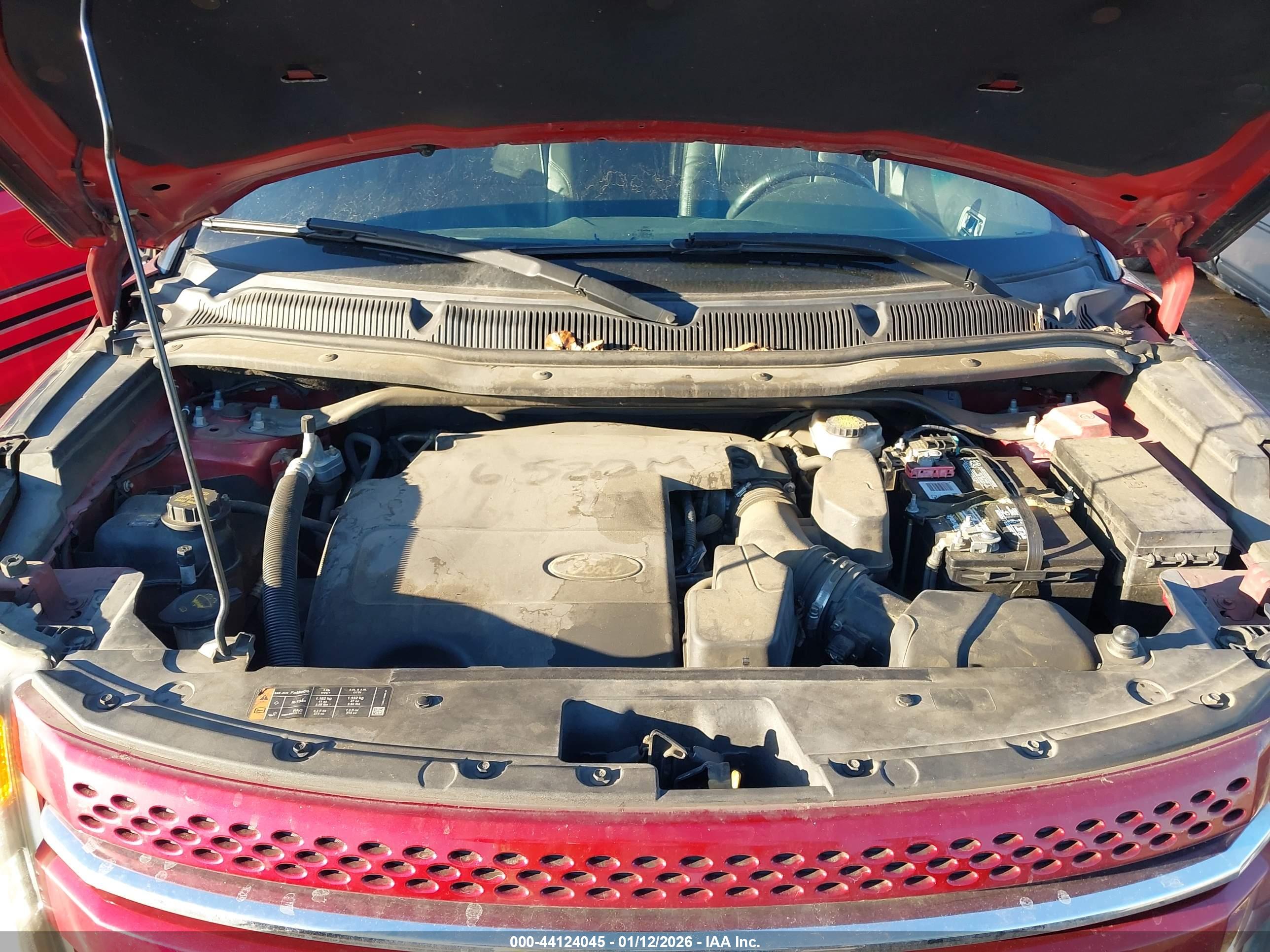 FORD EXPLORER image 10
