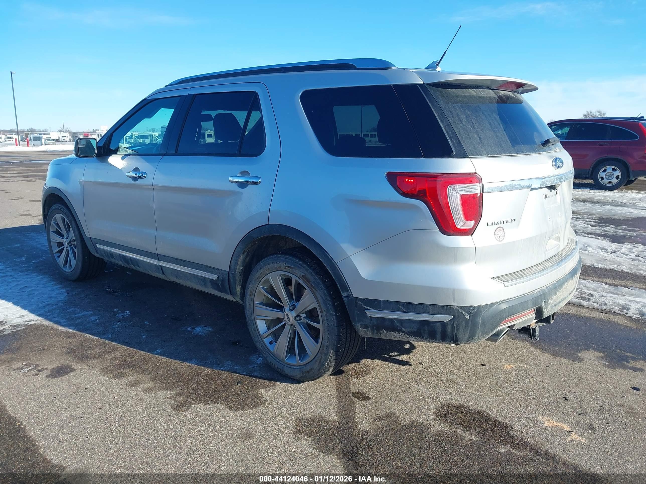 FORD EXPLORER image 3