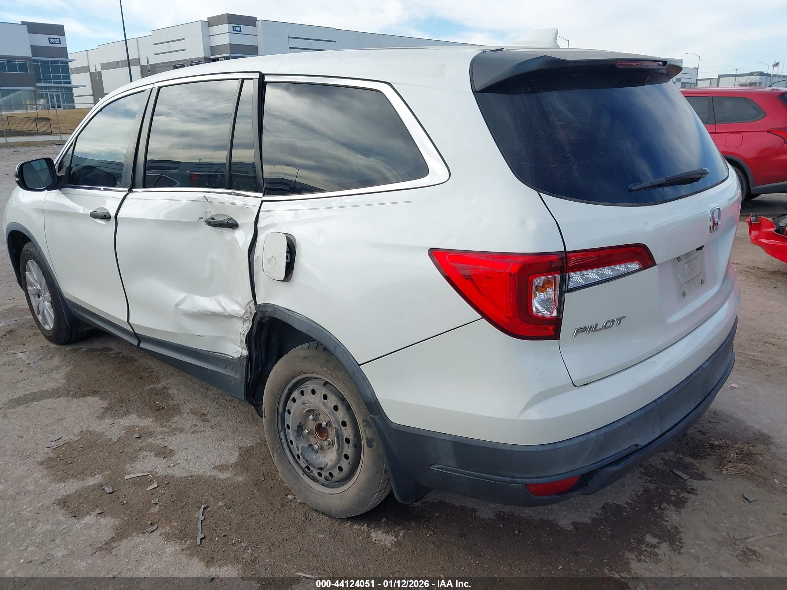 HONDA PILOT image 3