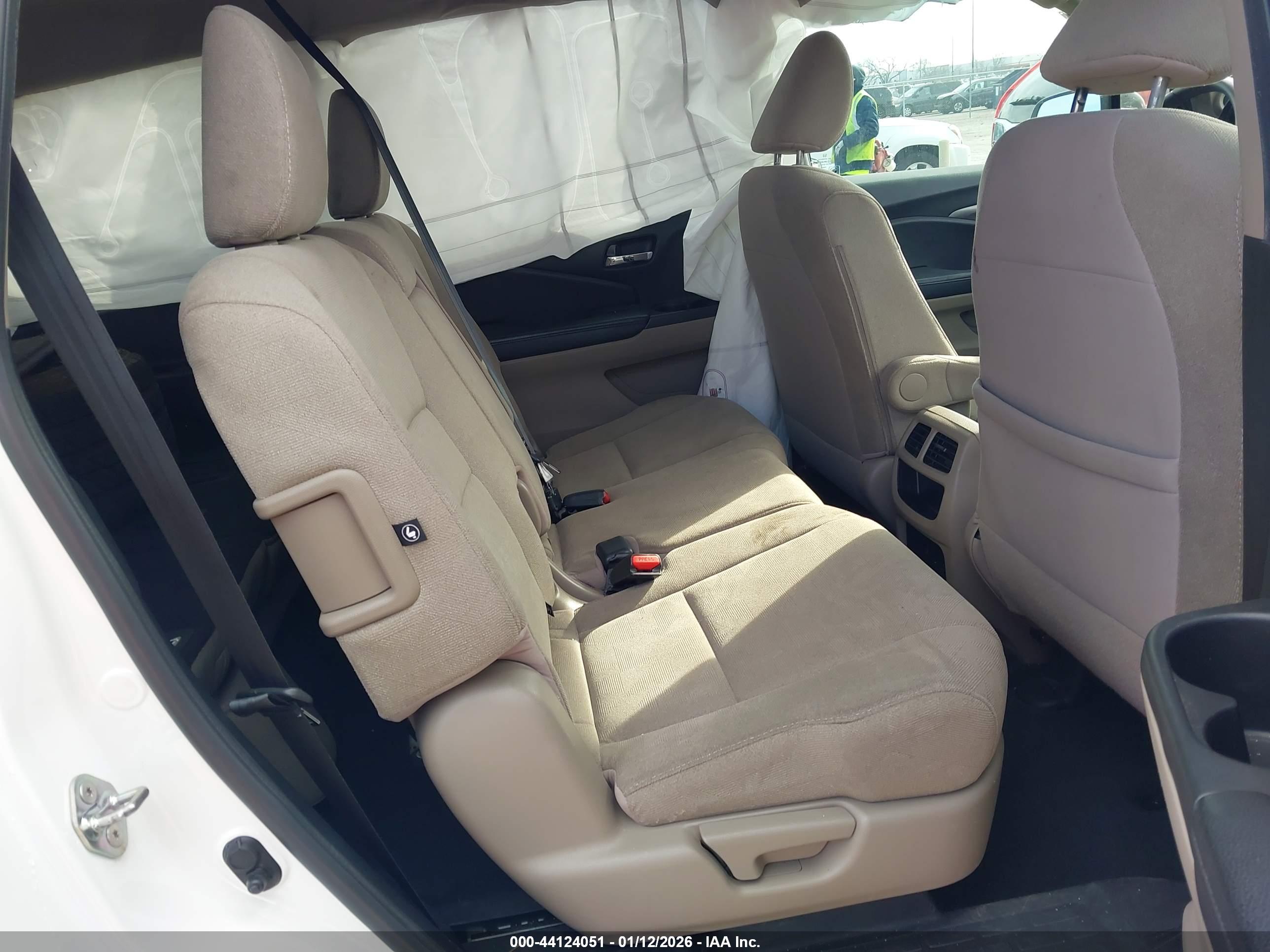 HONDA PILOT image 8