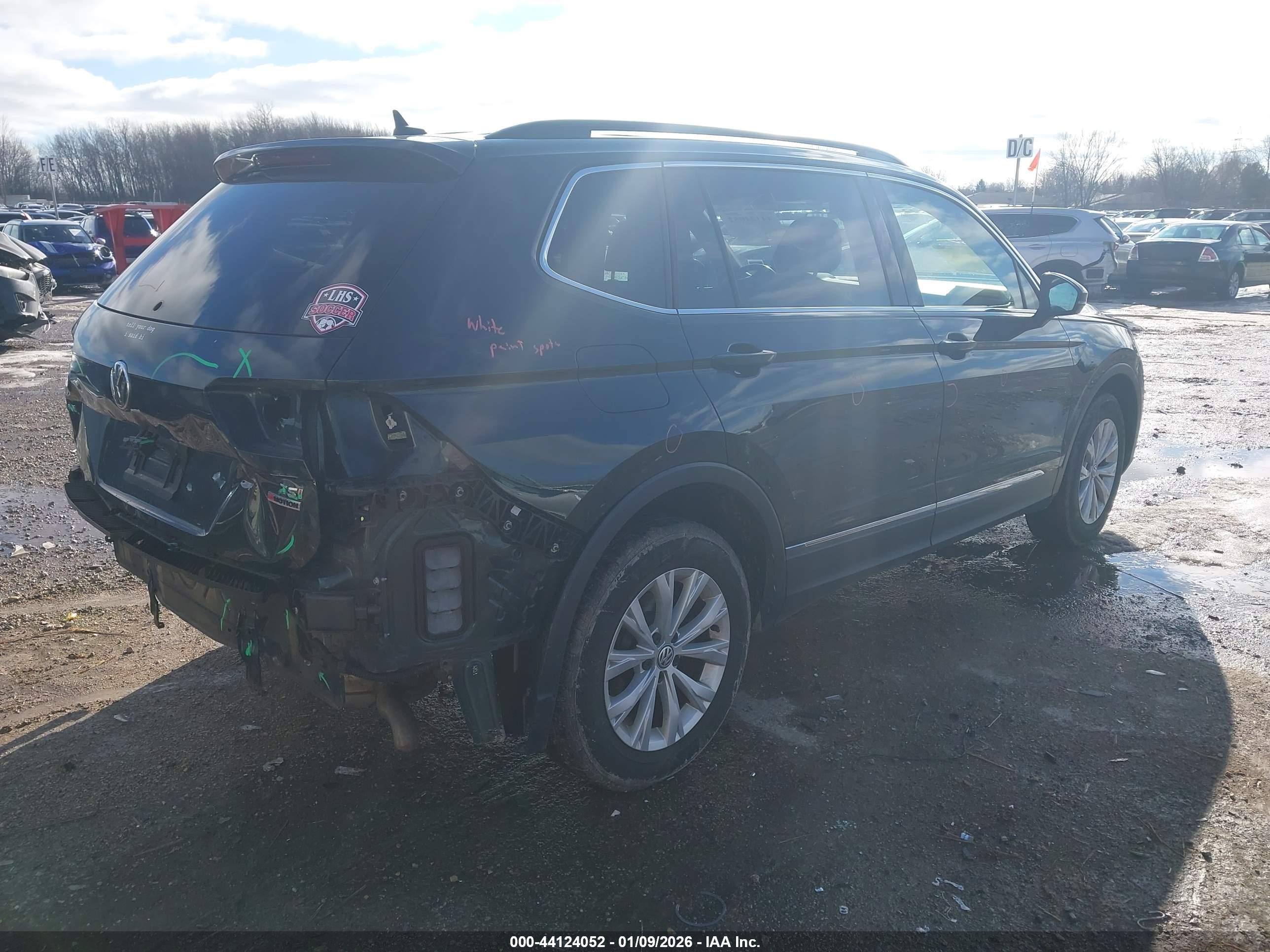 VOLKSWAGEN TIGUAN image 4