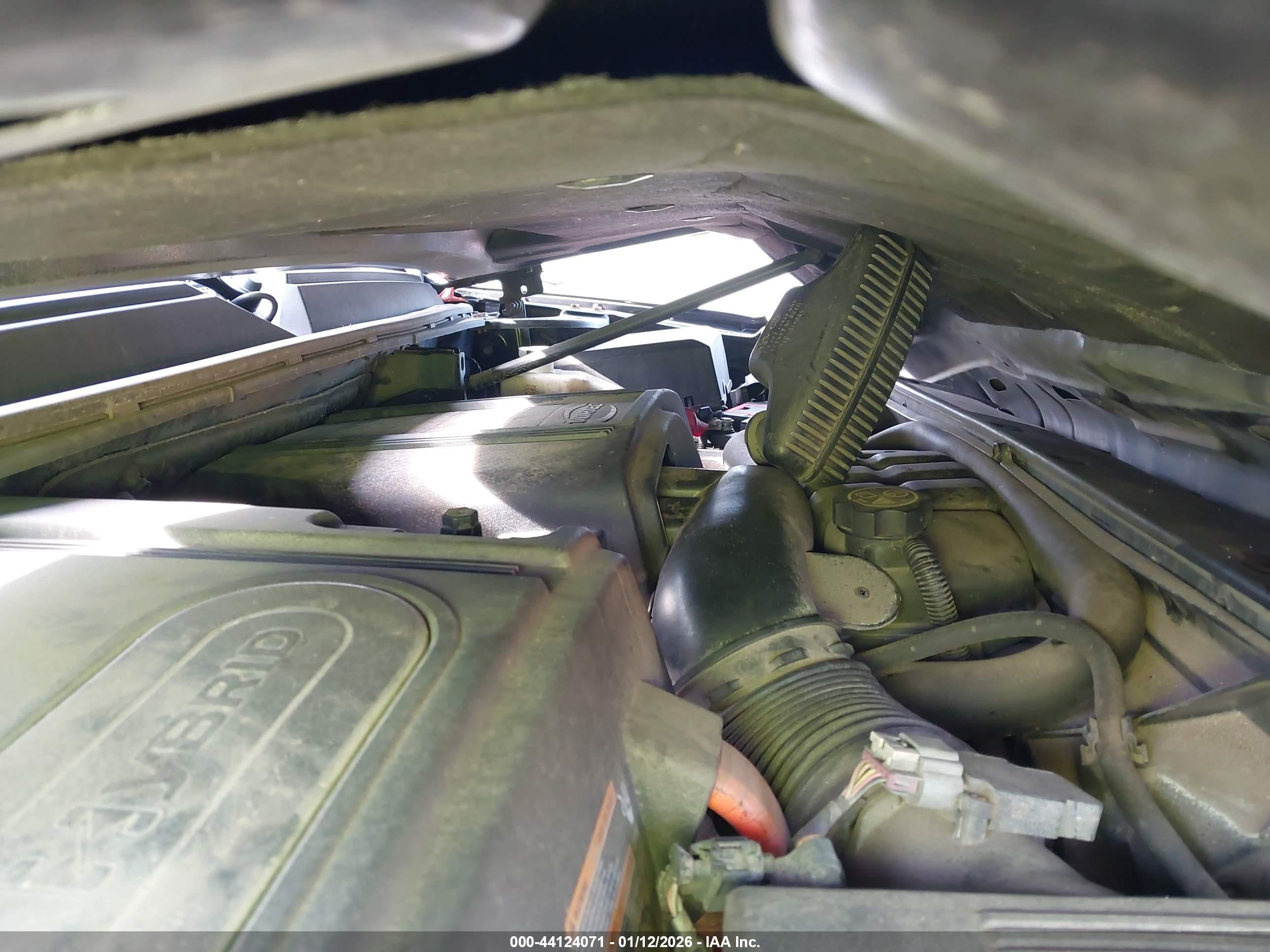GMC YUKON image 10