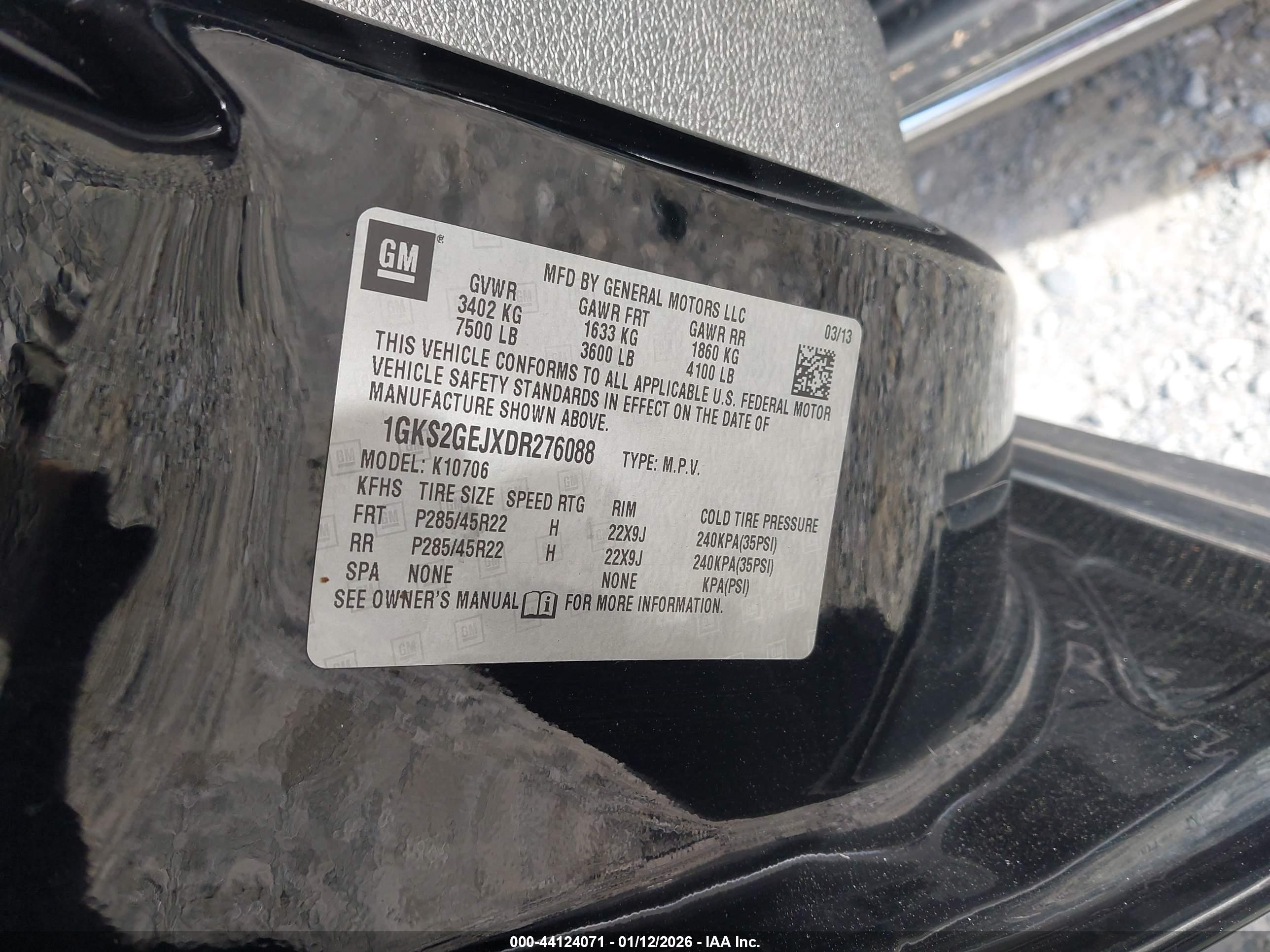 GMC YUKON image 9