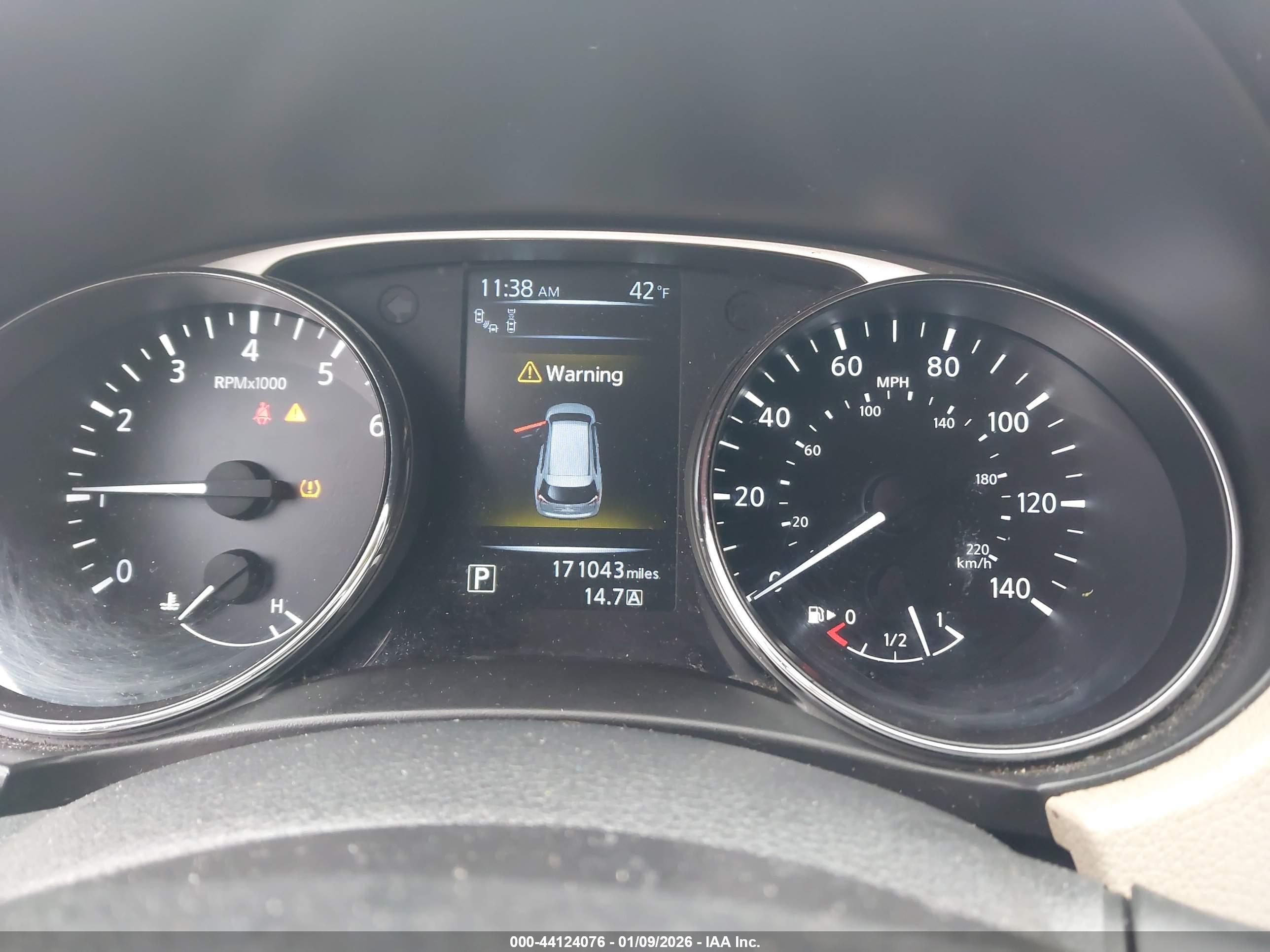 NISSAN ROGUE image 7