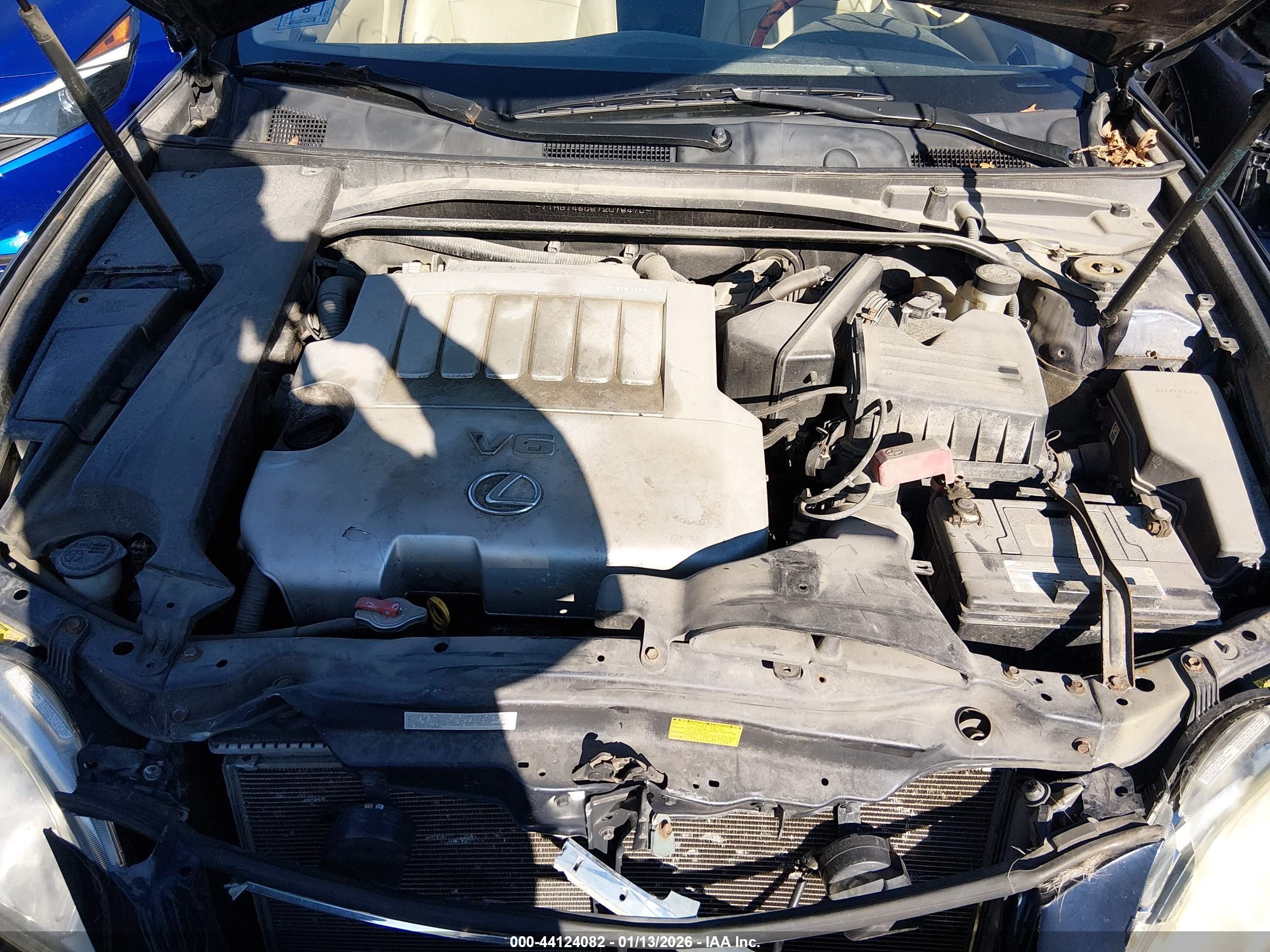 LEXUS ES image 10