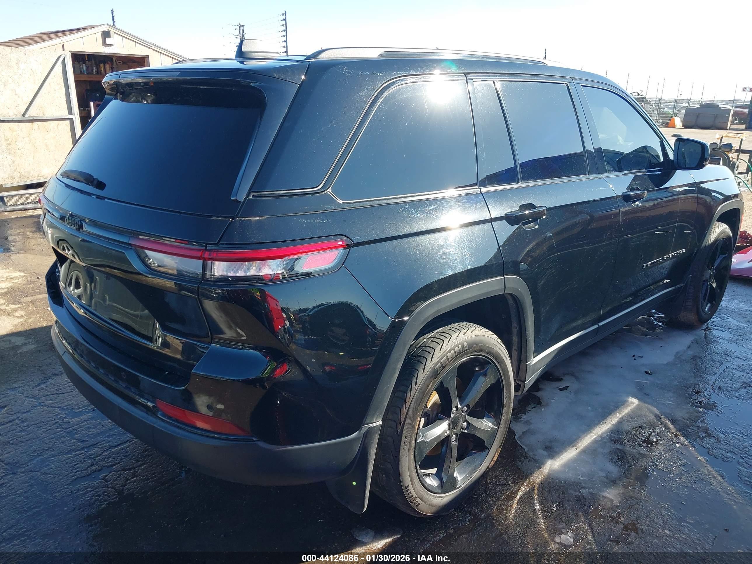 JEEP GRAND image 4