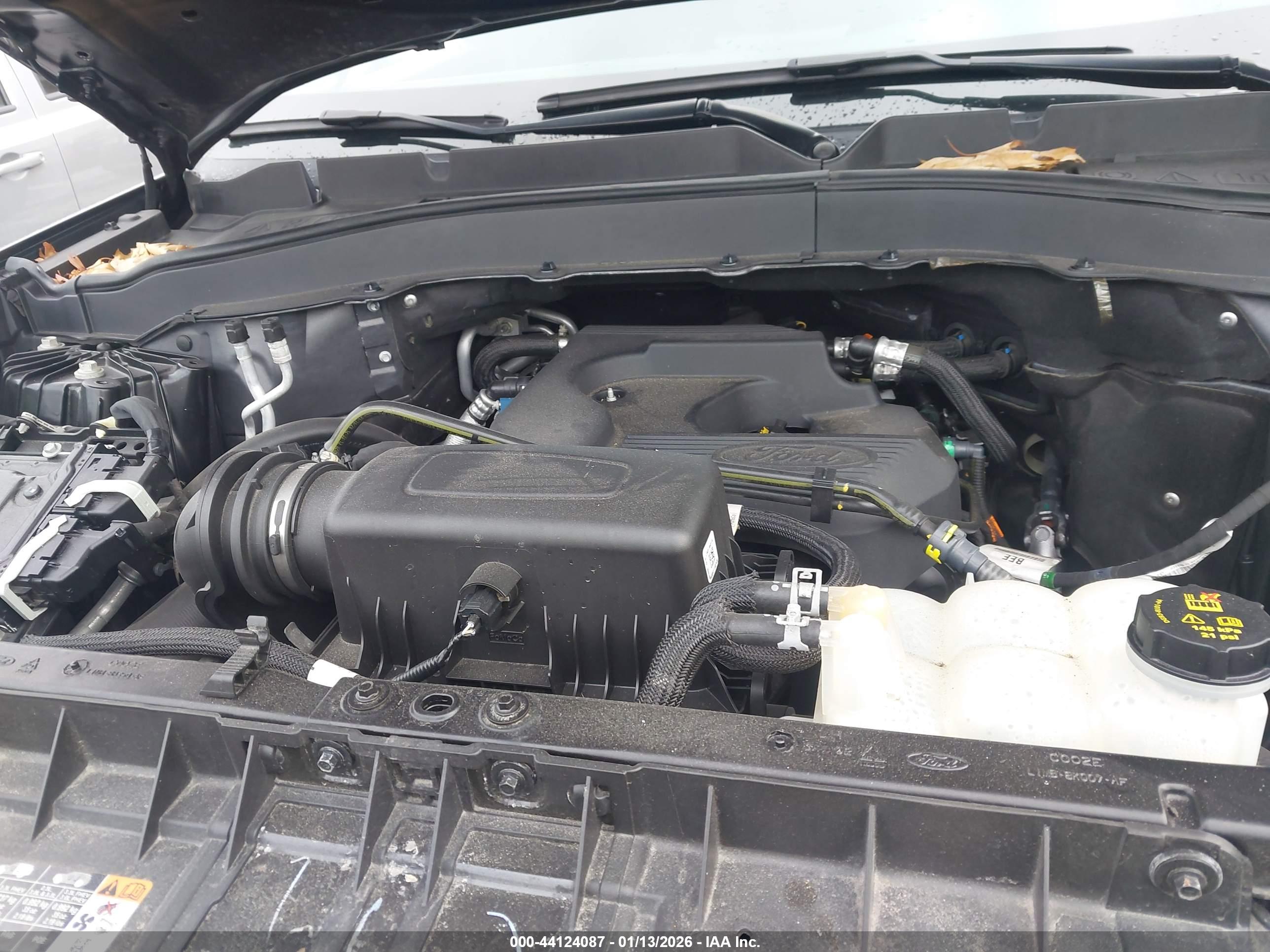 FORD EXPLORER image 10