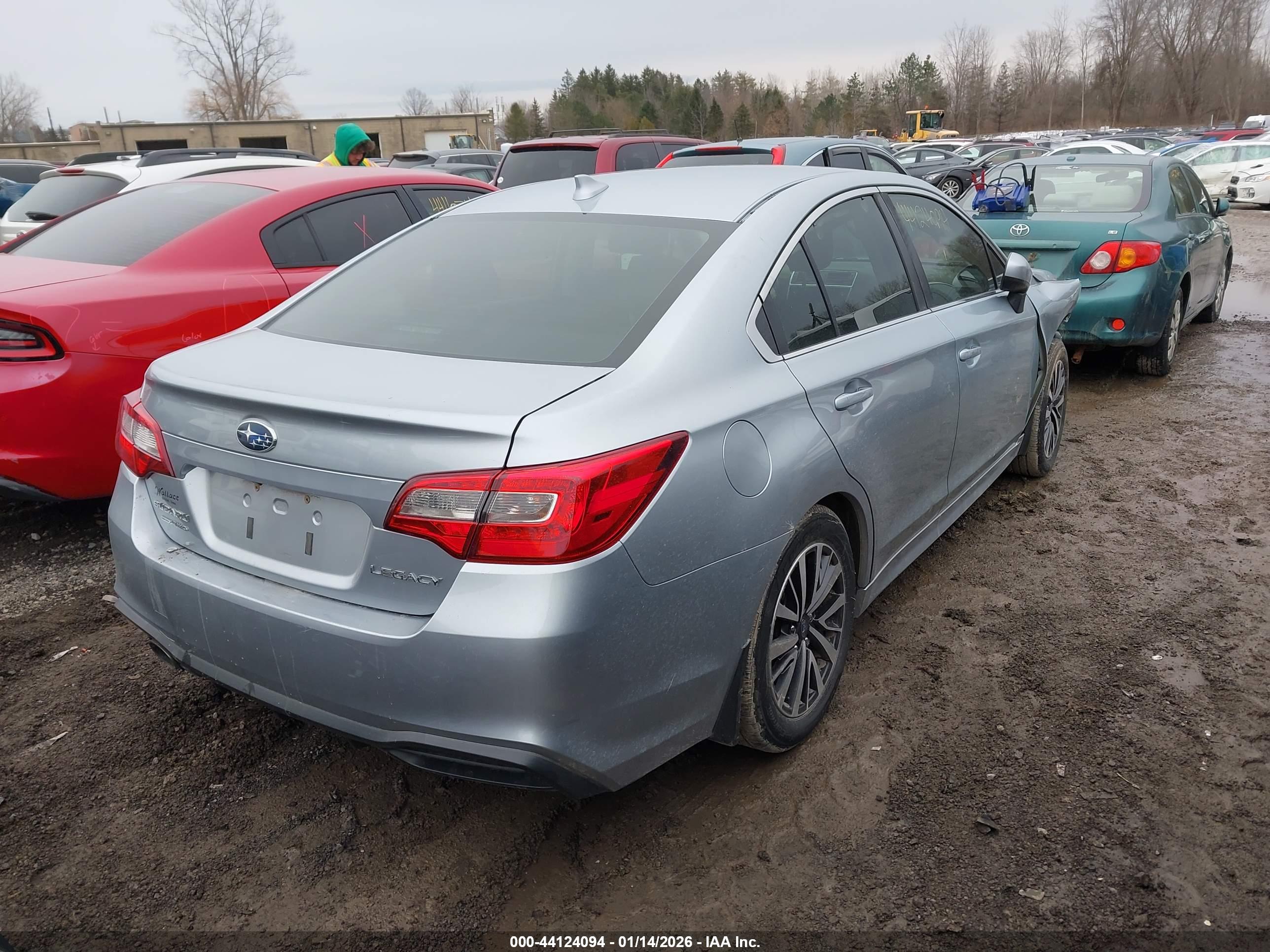 SUBARU LEGACY image 4