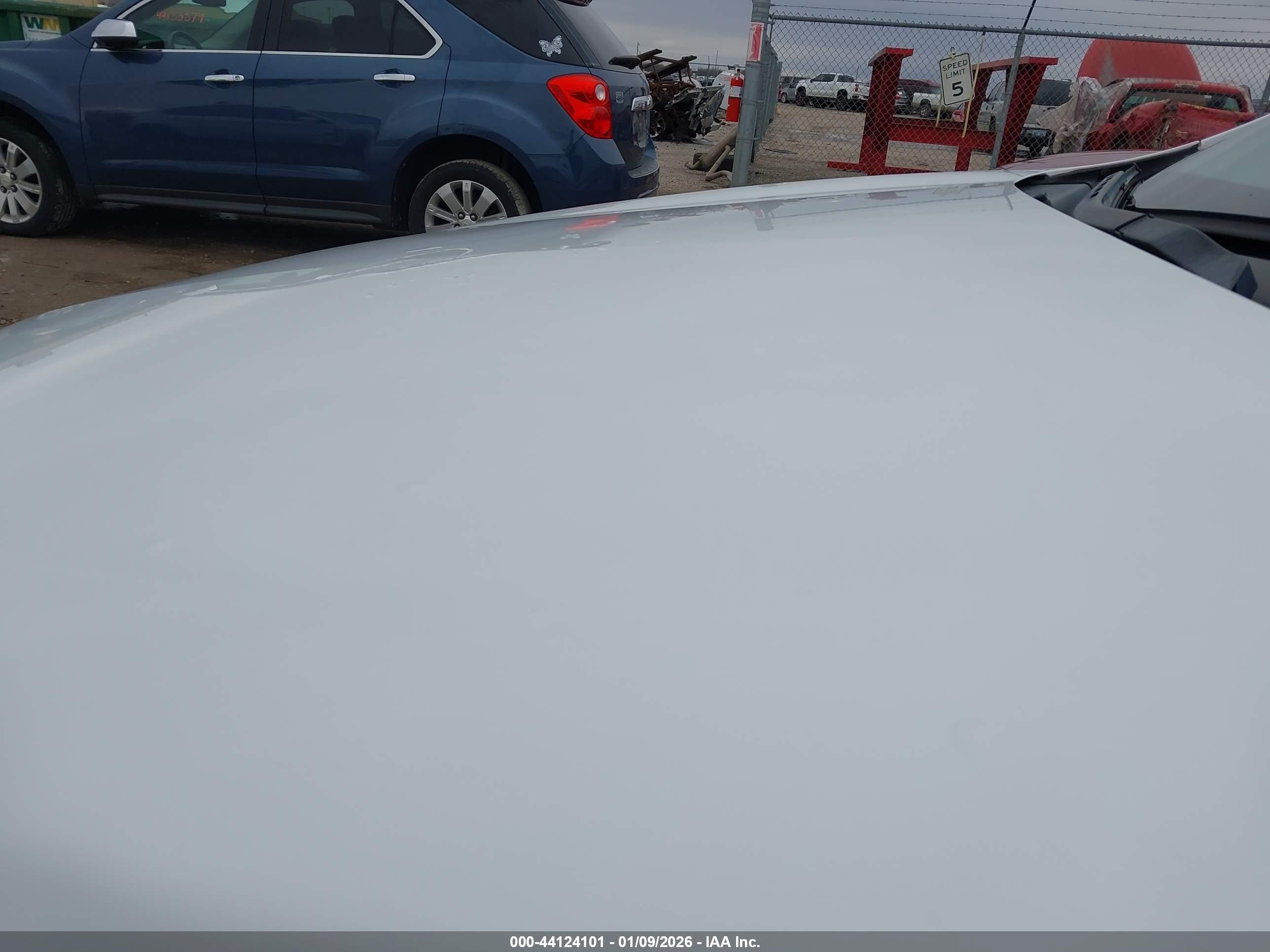CHEVROLET EQUINOX image 6