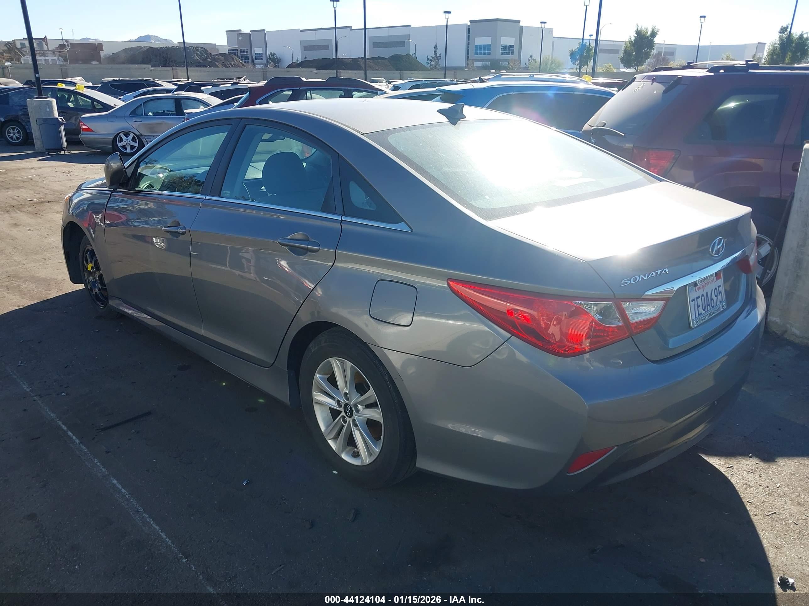 HYUNDAI SONATA image 3