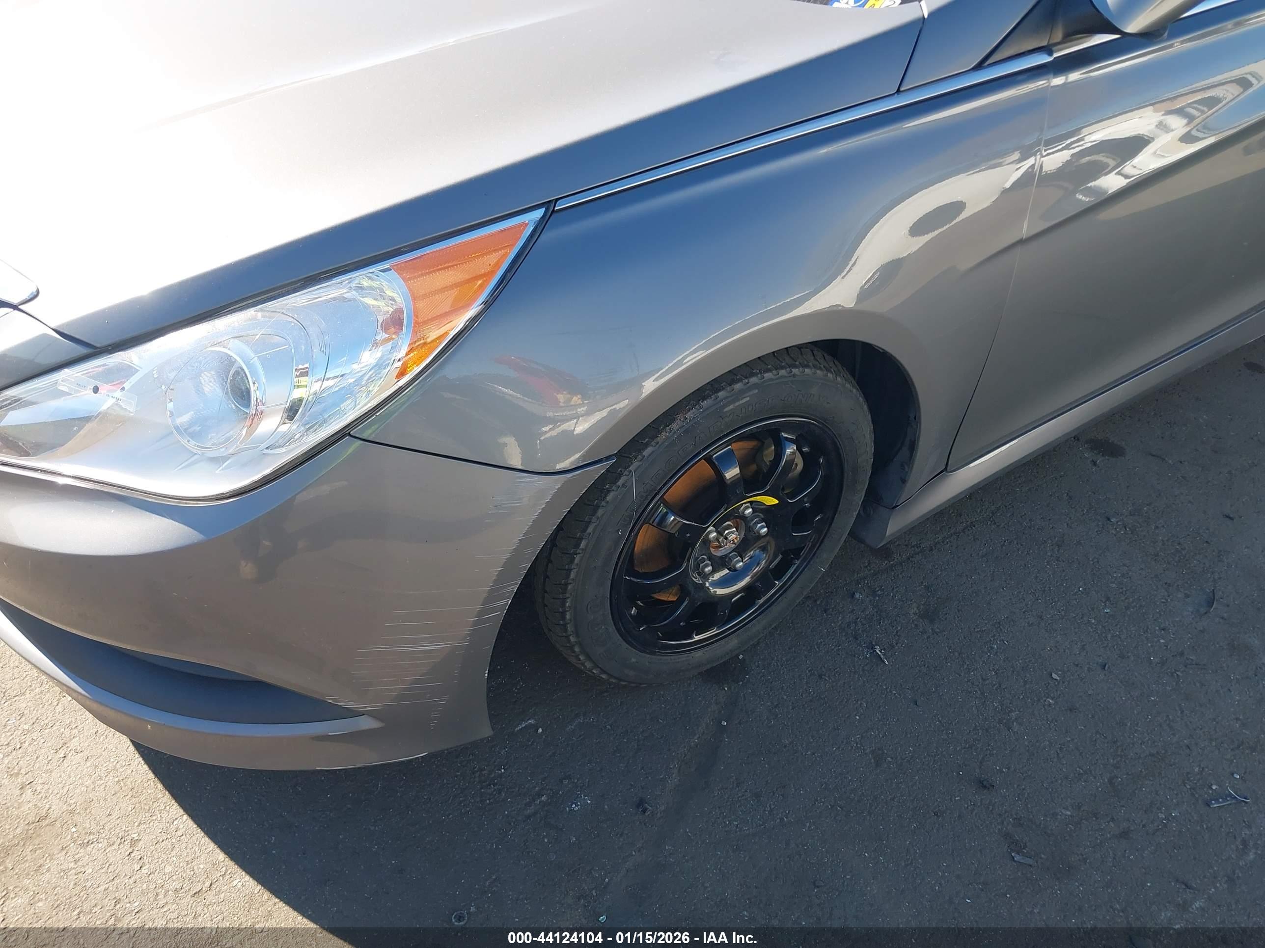 HYUNDAI SONATA image 6