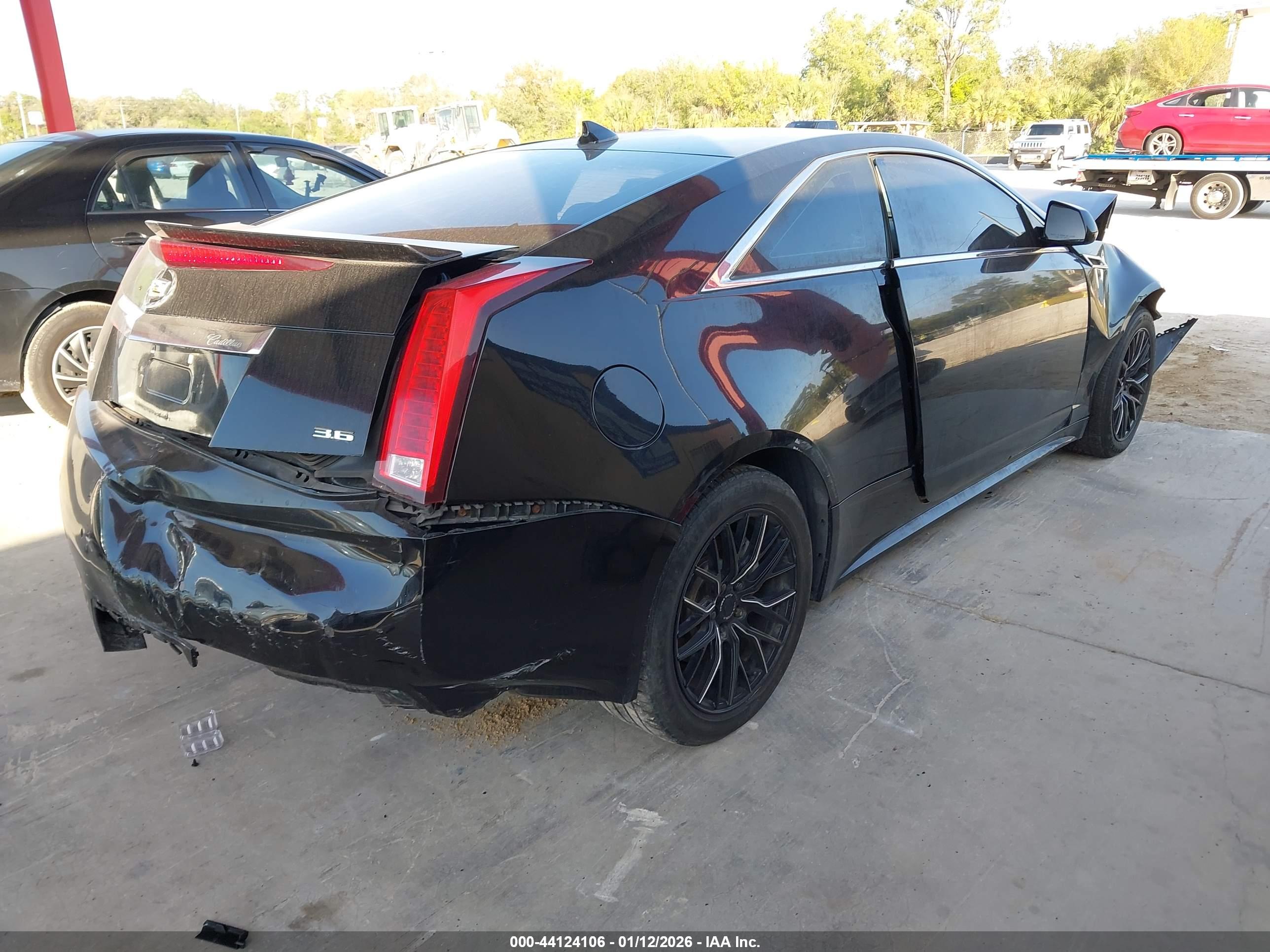CADILLAC CTS image 4