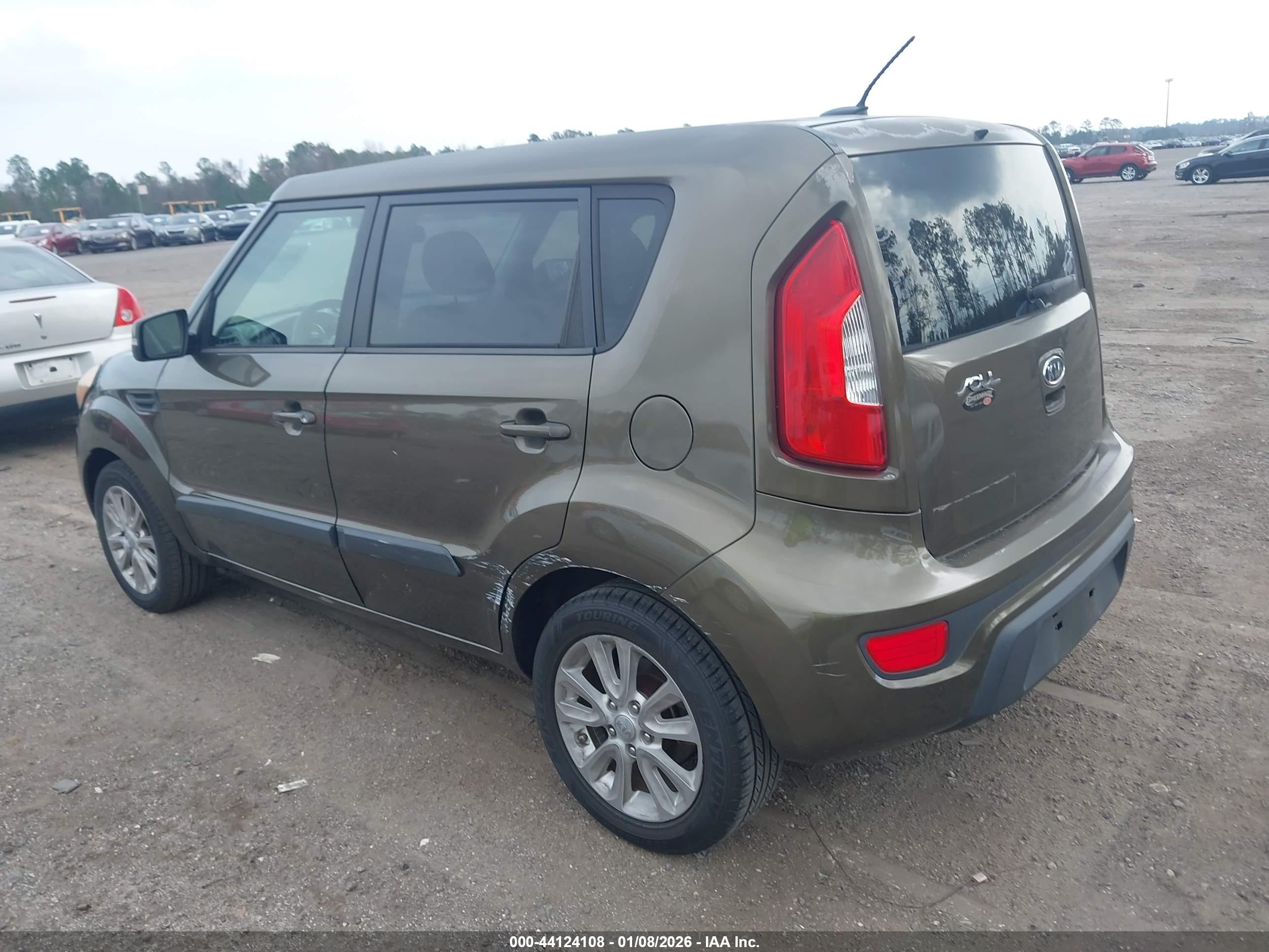 KIA SOUL image 3