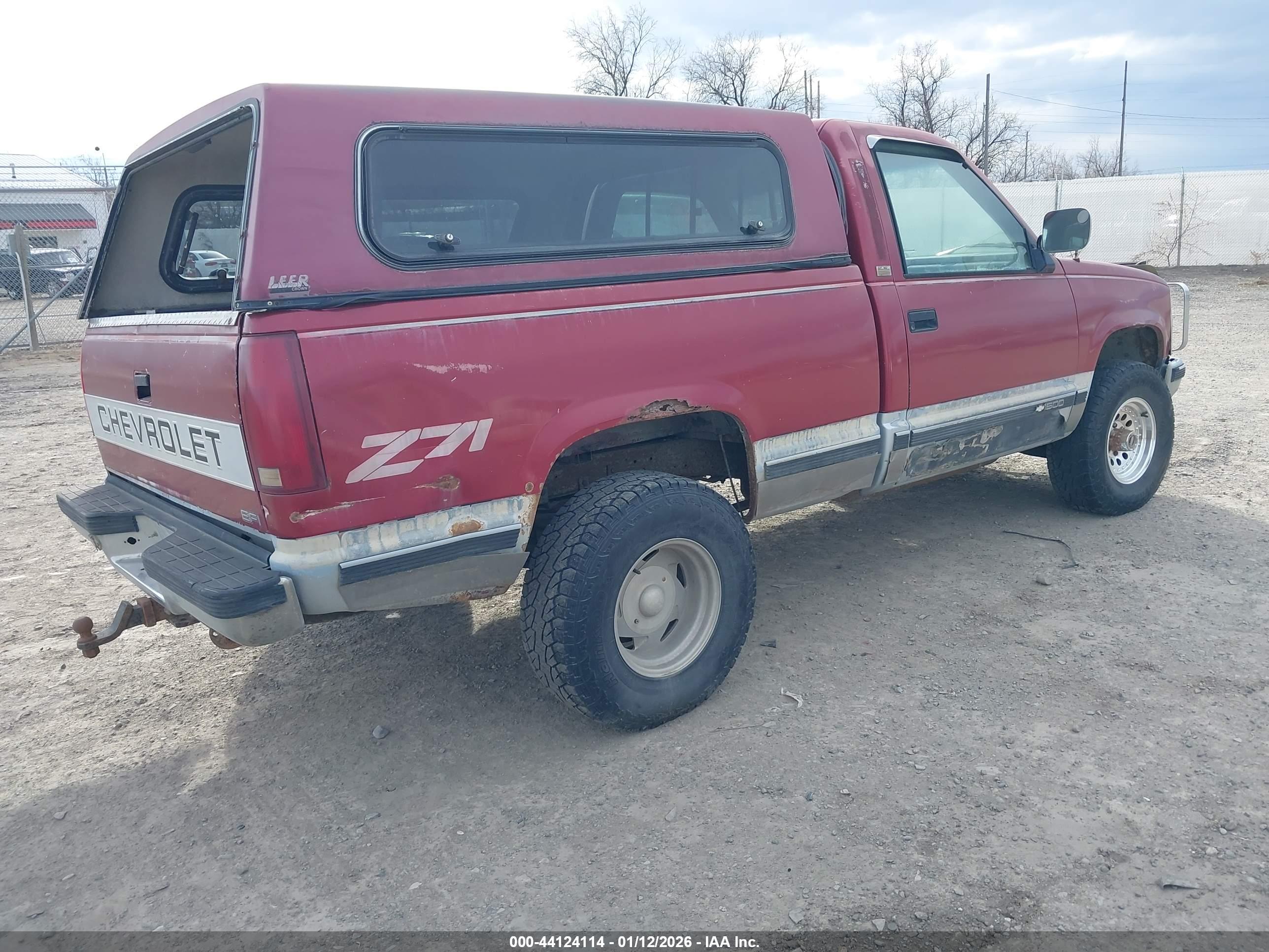 CHEVROLET GMT-400 image 4