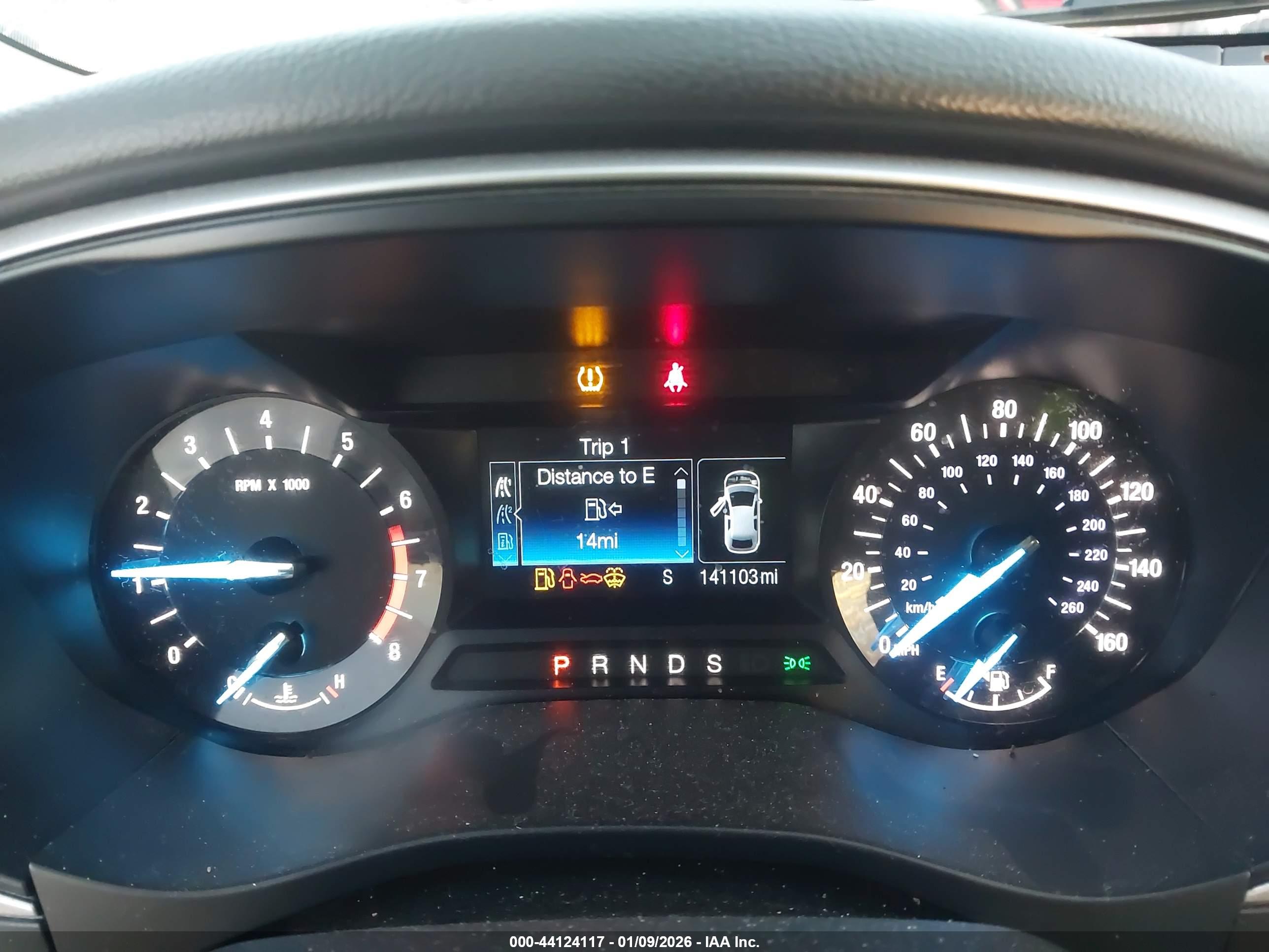 FORD FUSION image 7