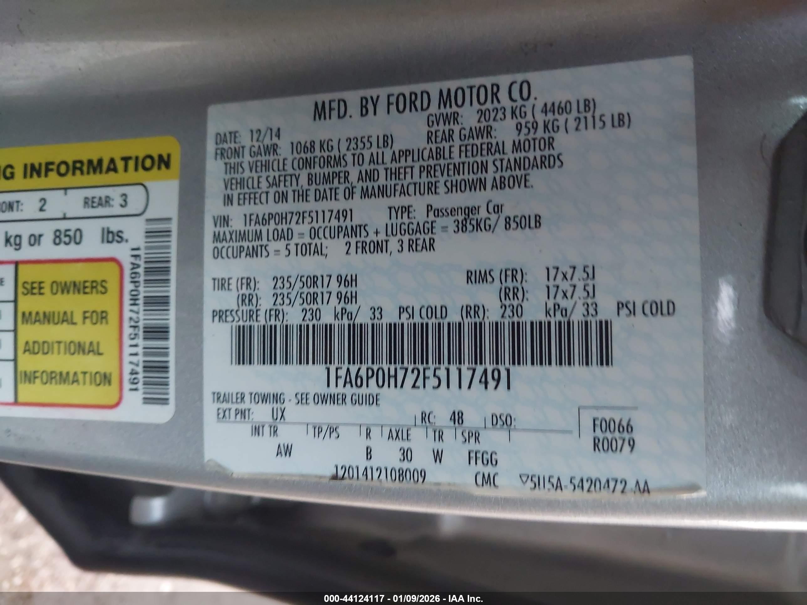 FORD FUSION image 9