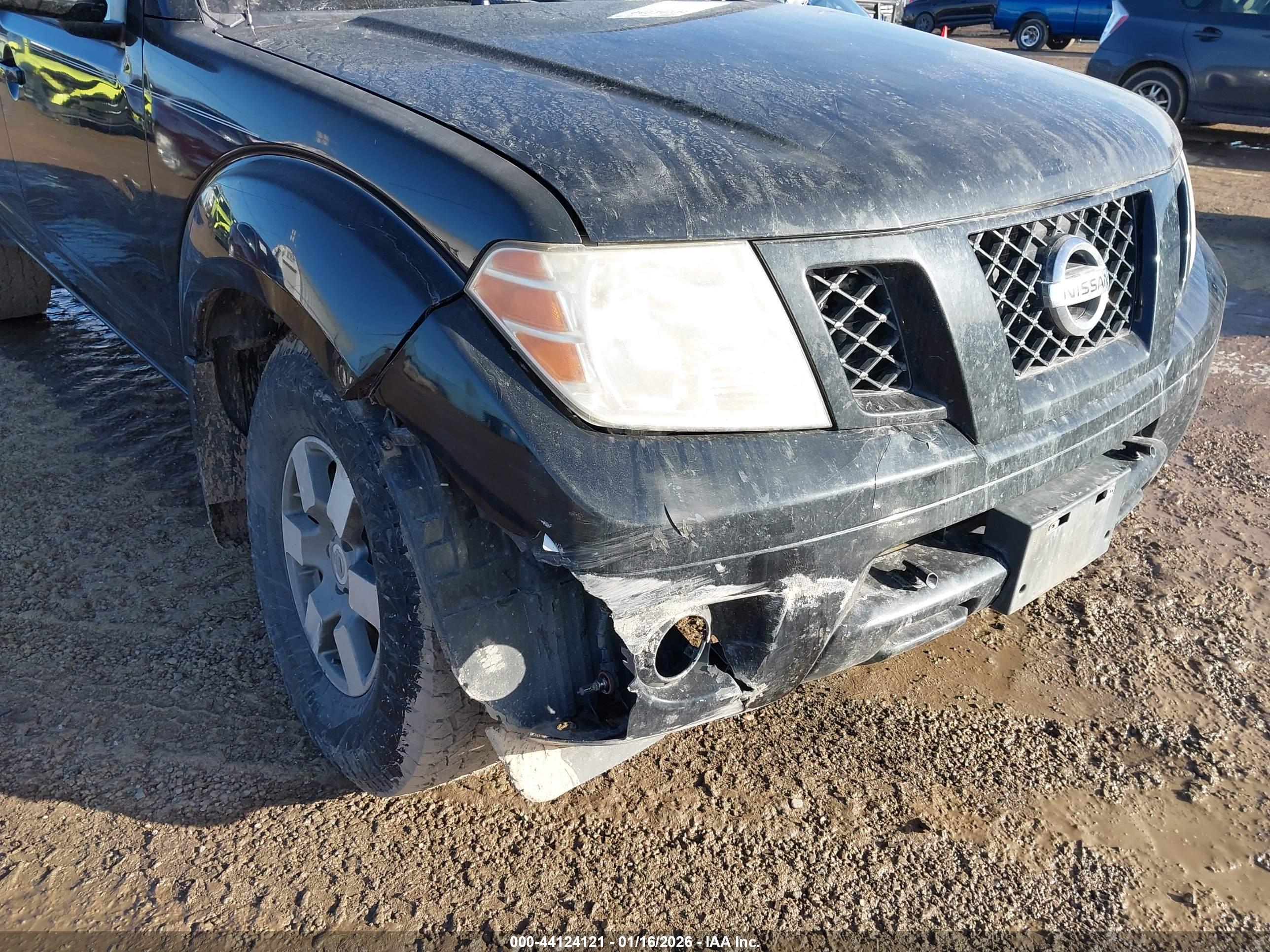 NISSAN FRONTIER image 6