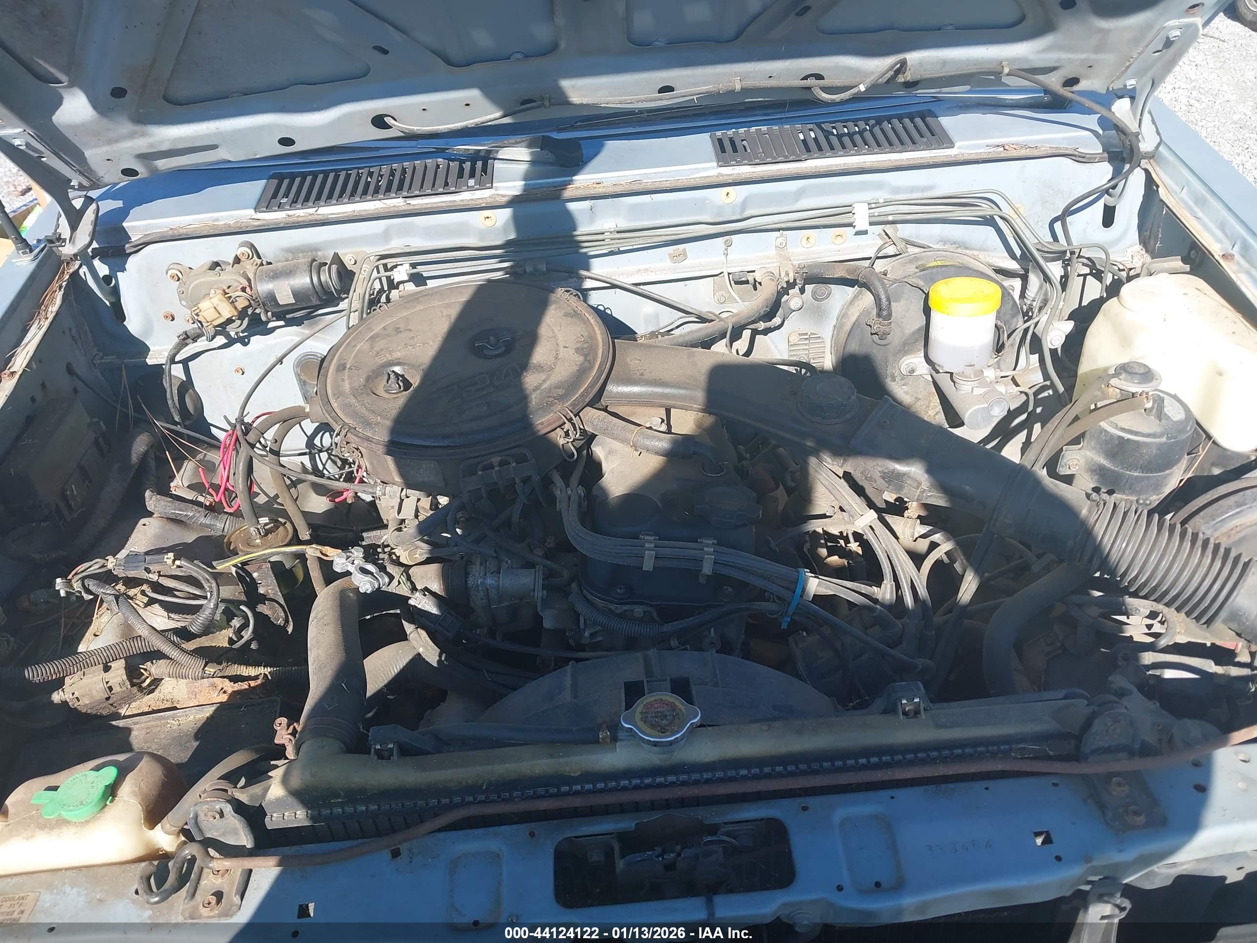 NISSAN D21 image 10