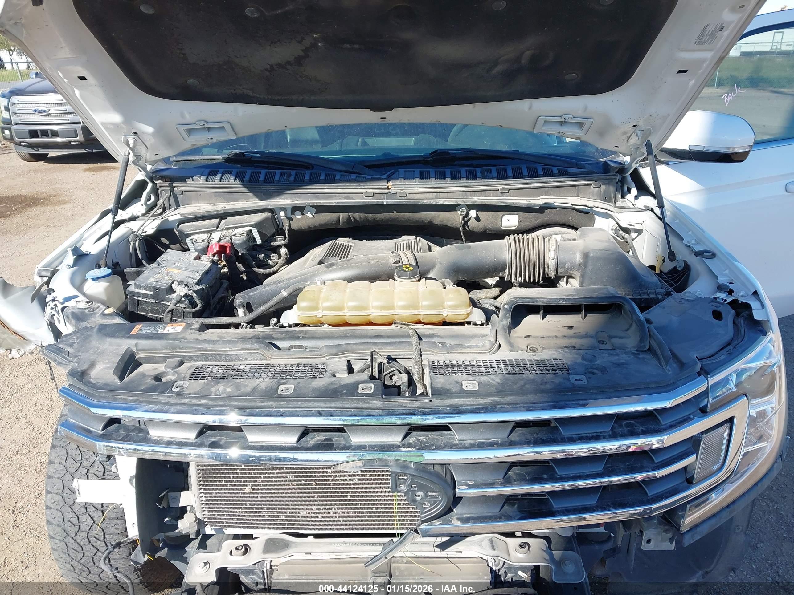 FORD EXPEDITION image 10