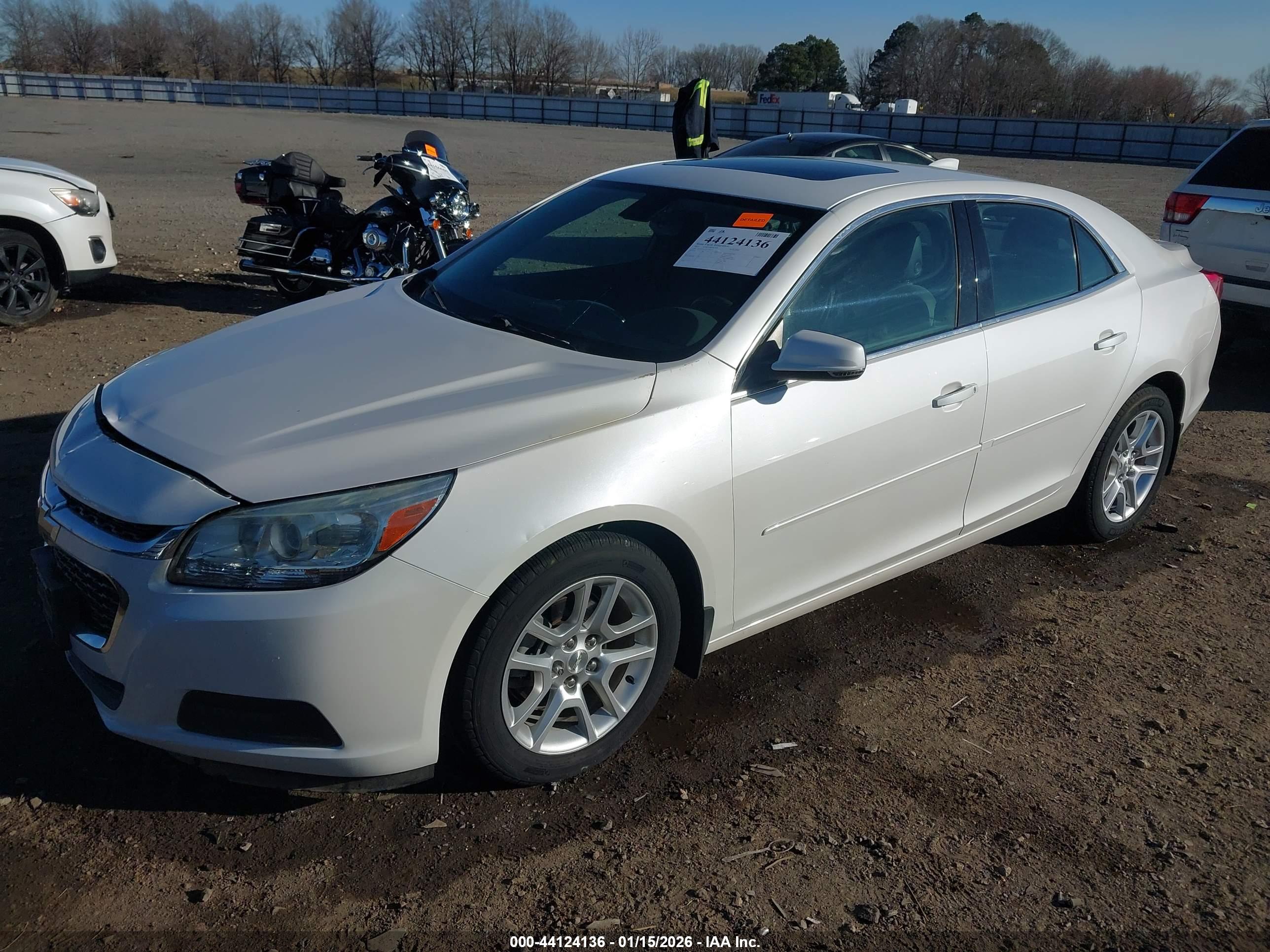 CHEVROLET MALIBU image 2