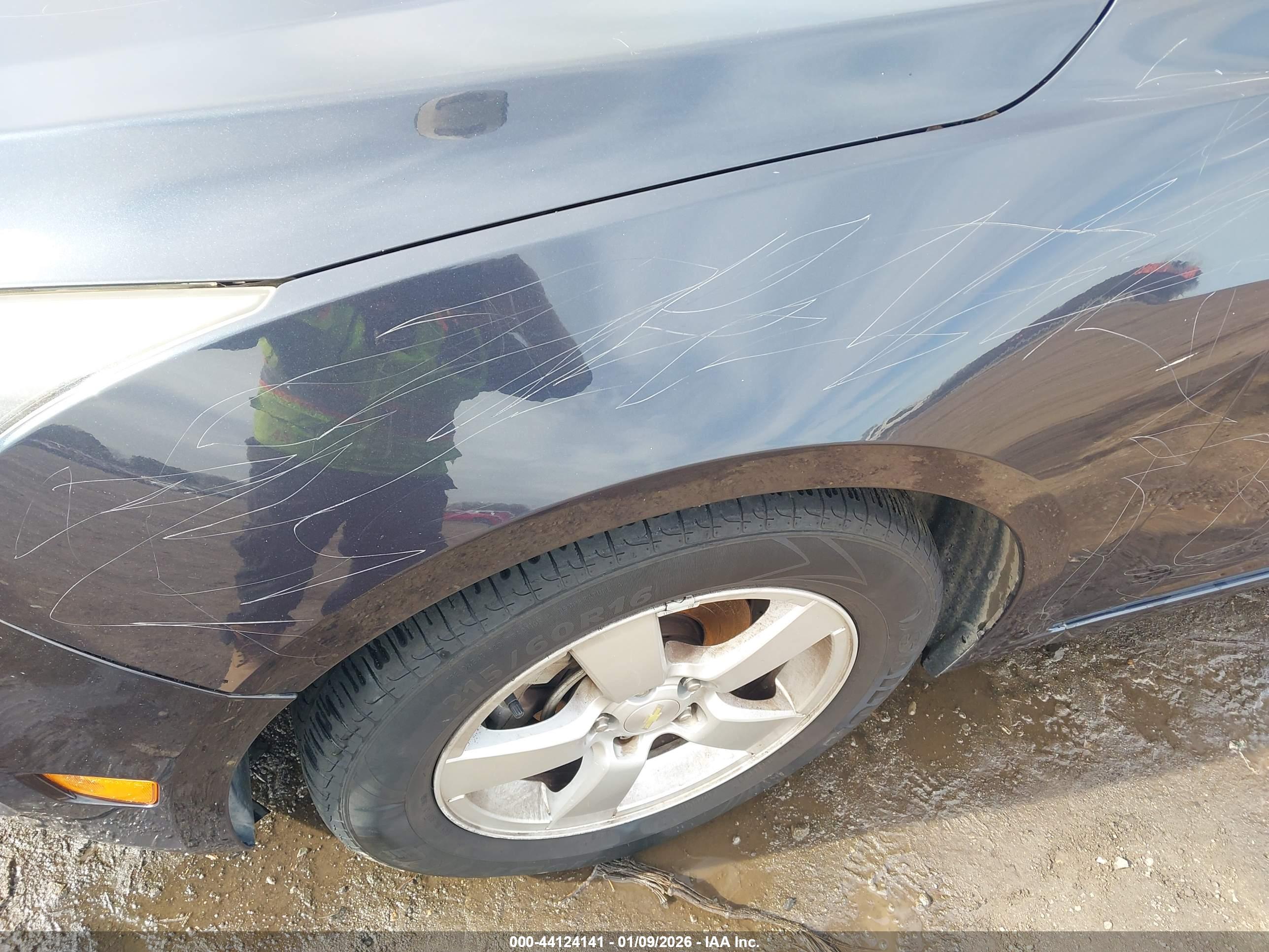 CHEVROLET CRUZE image 6