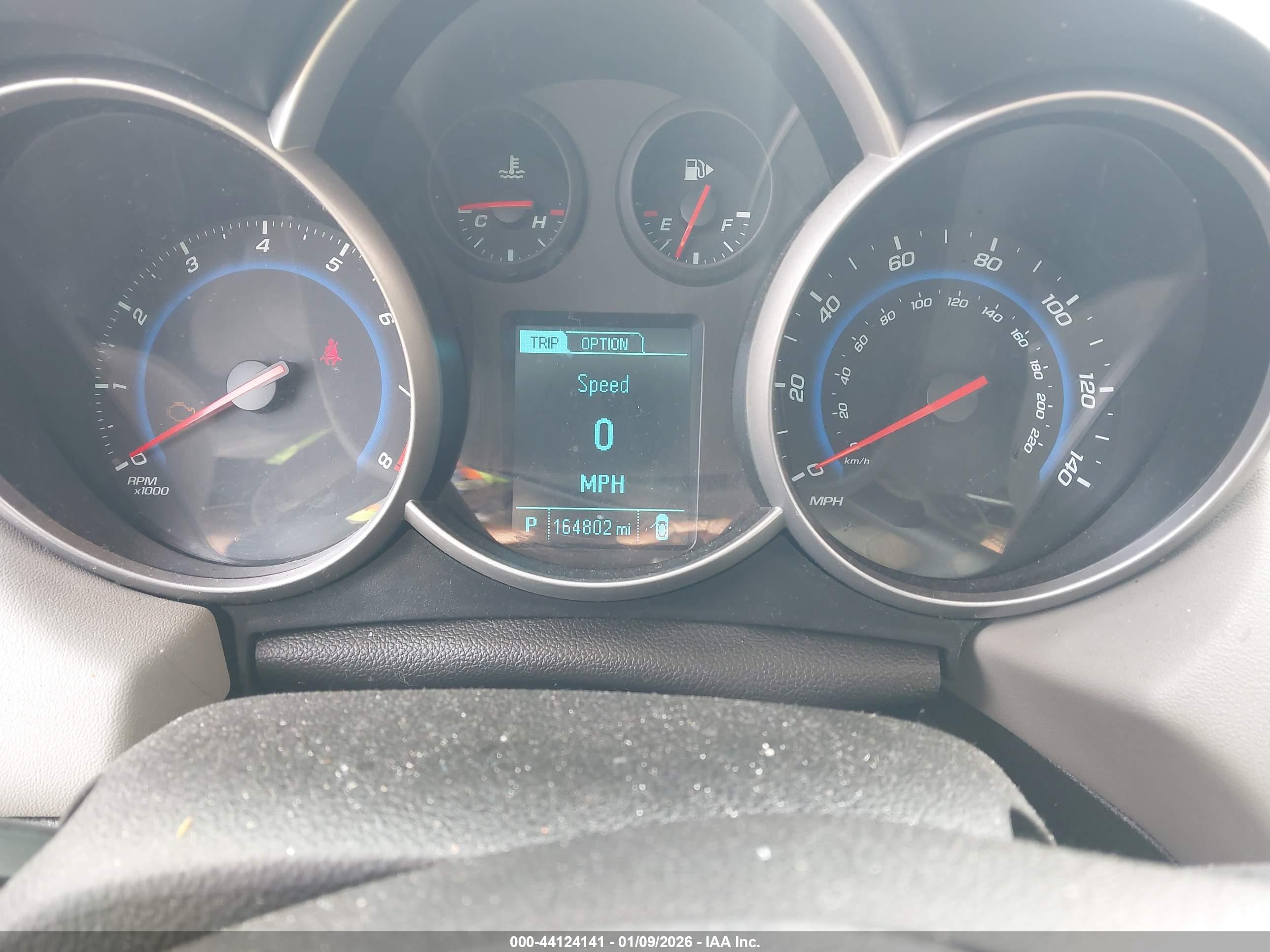 CHEVROLET CRUZE image 7