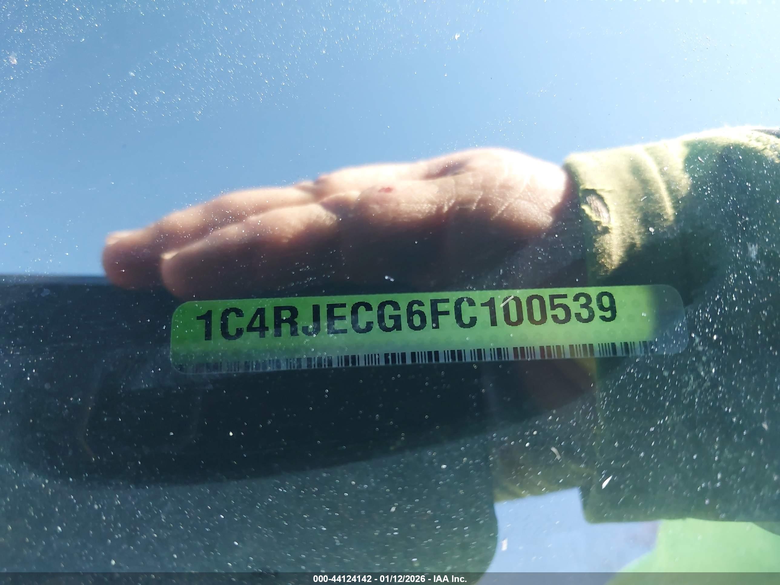 JEEP GRAND image 9