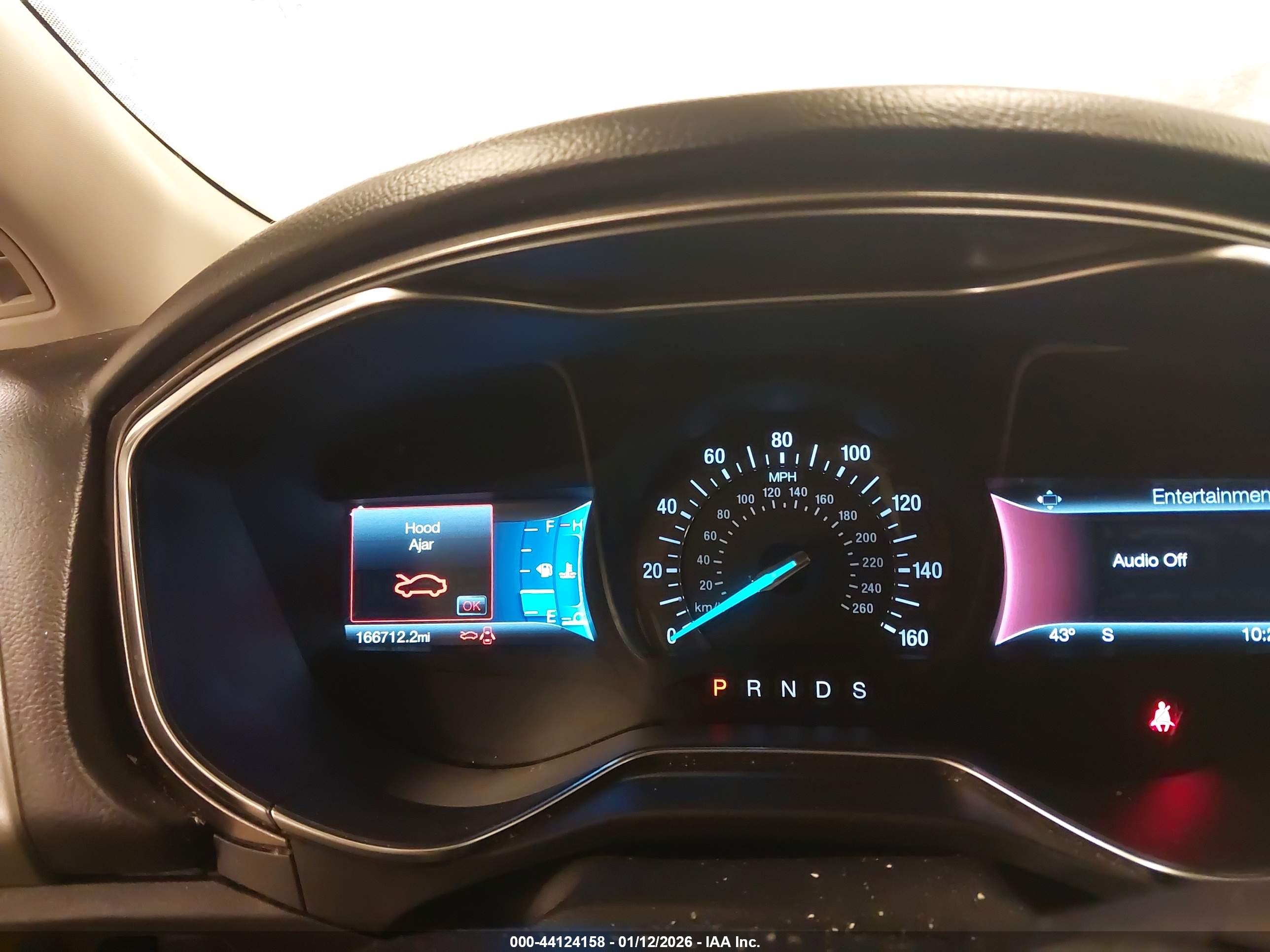 FORD FUSION image 7