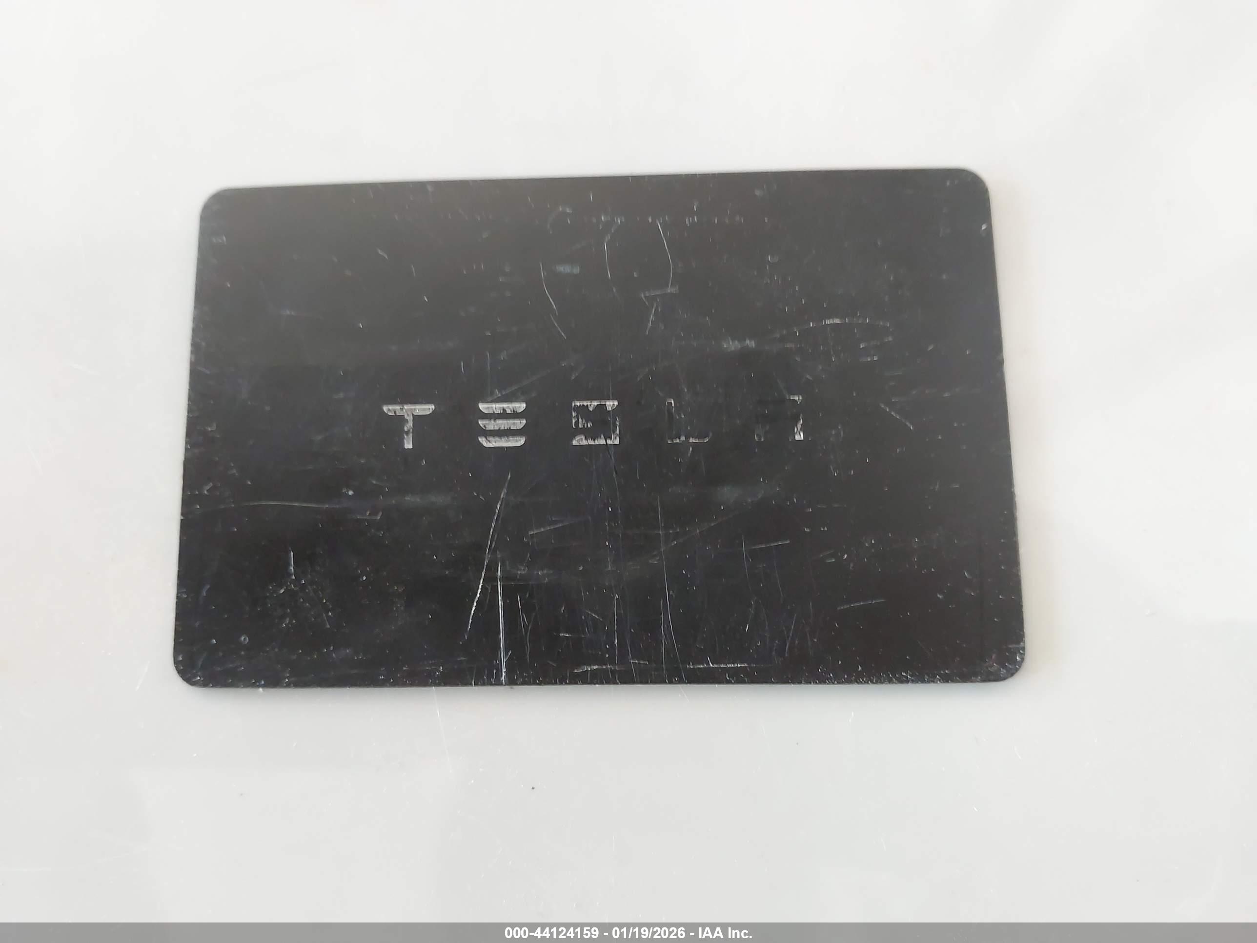 TESLA MODEL image 11