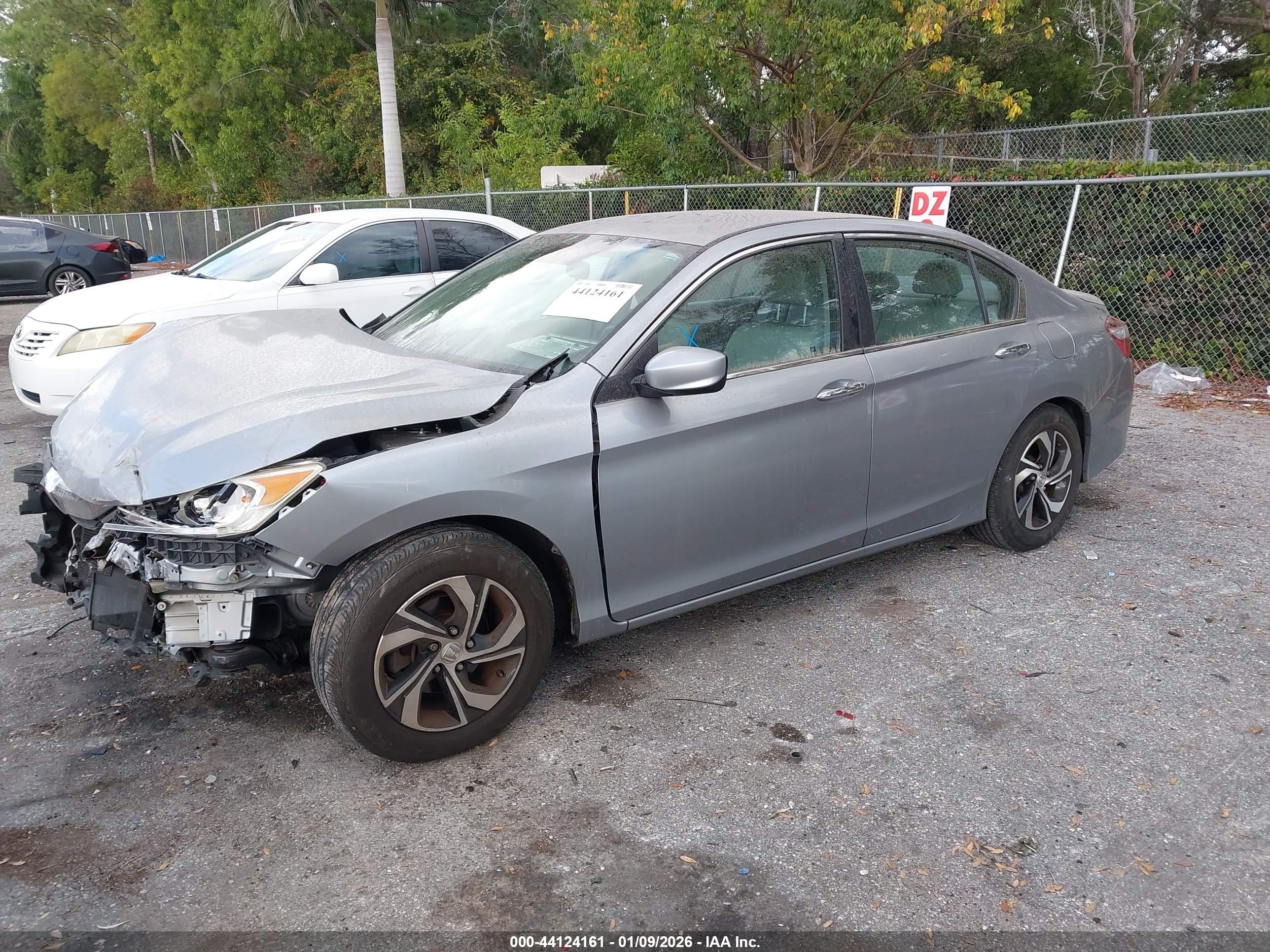 HONDA ACCORD image 2
