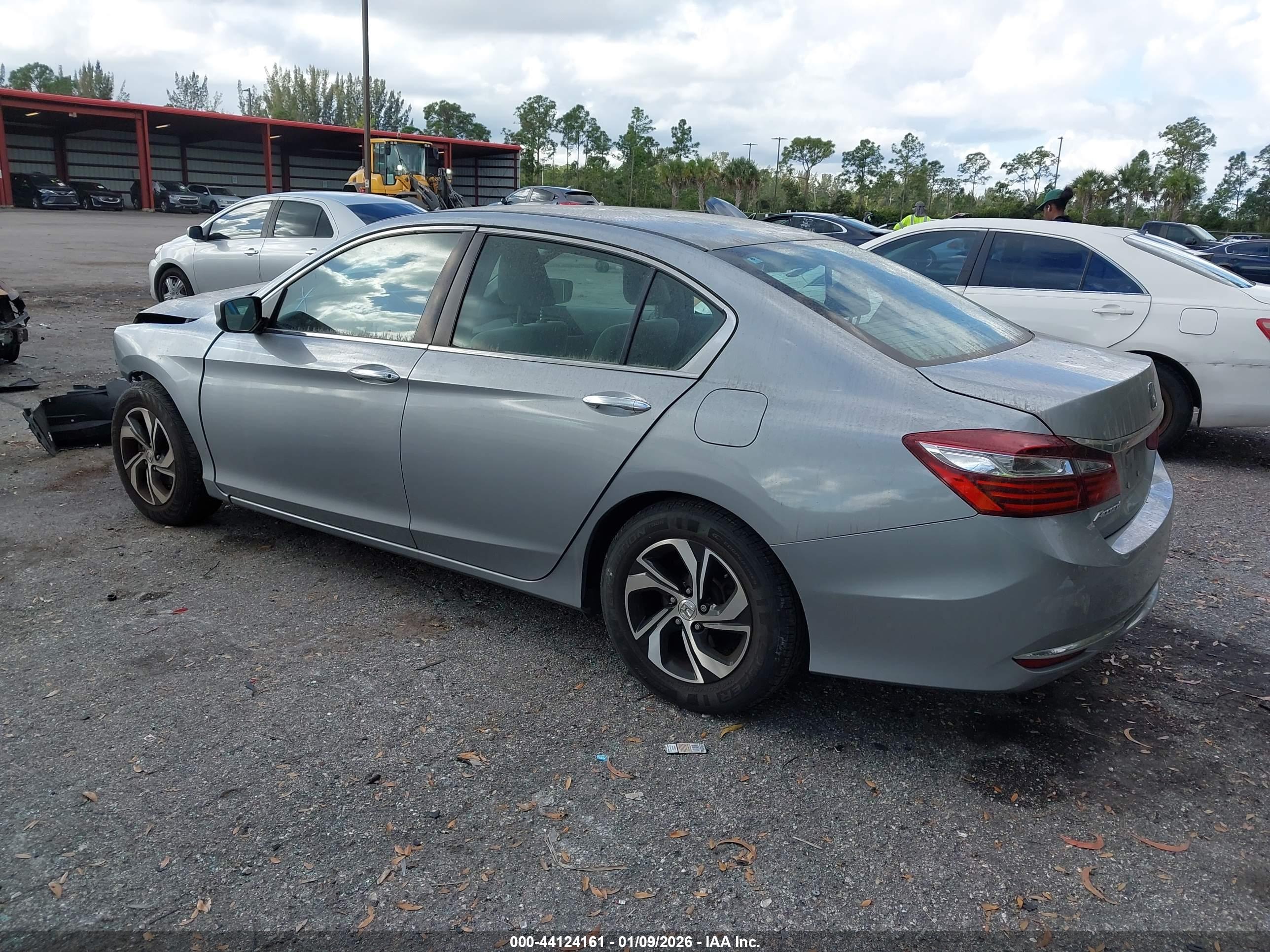 HONDA ACCORD image 3