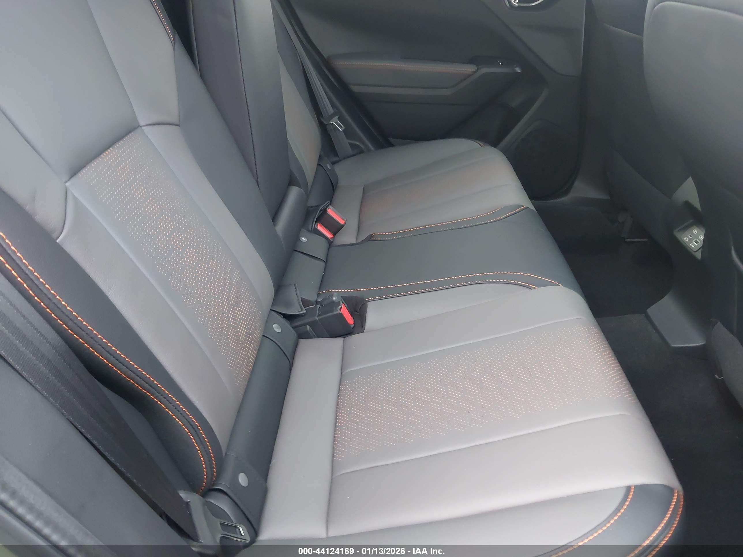SUBARU CROSSTREK image 8